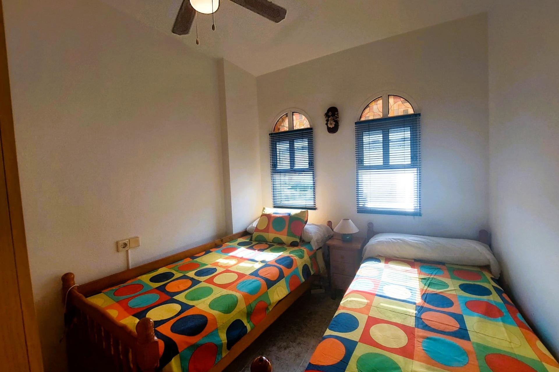 Återförsäljning - Bungalow -
Orihuela Costa - Costa Blanca