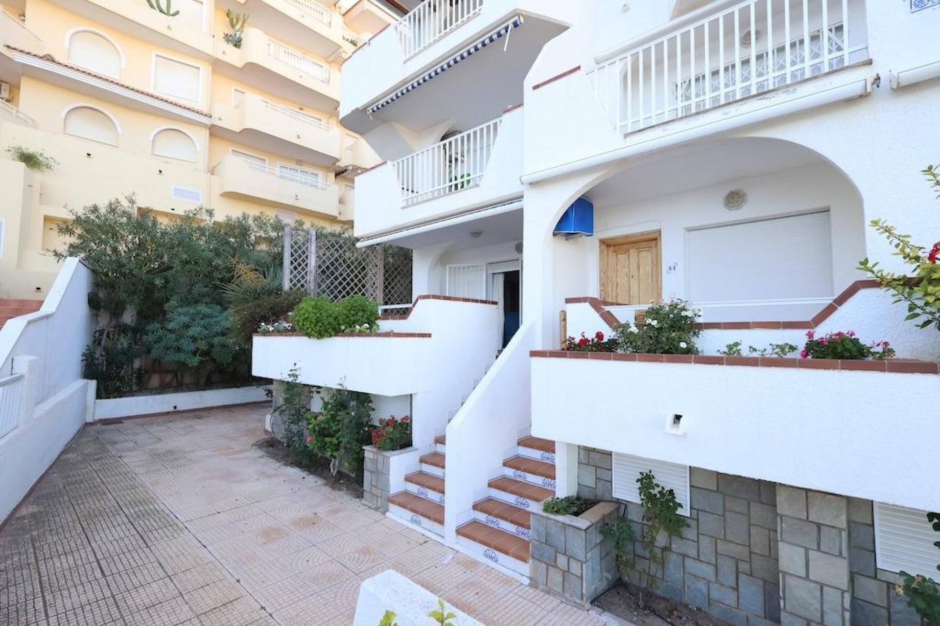 Återförsäljning - Bungalow -
Orihuela Costa - Costa Blanca