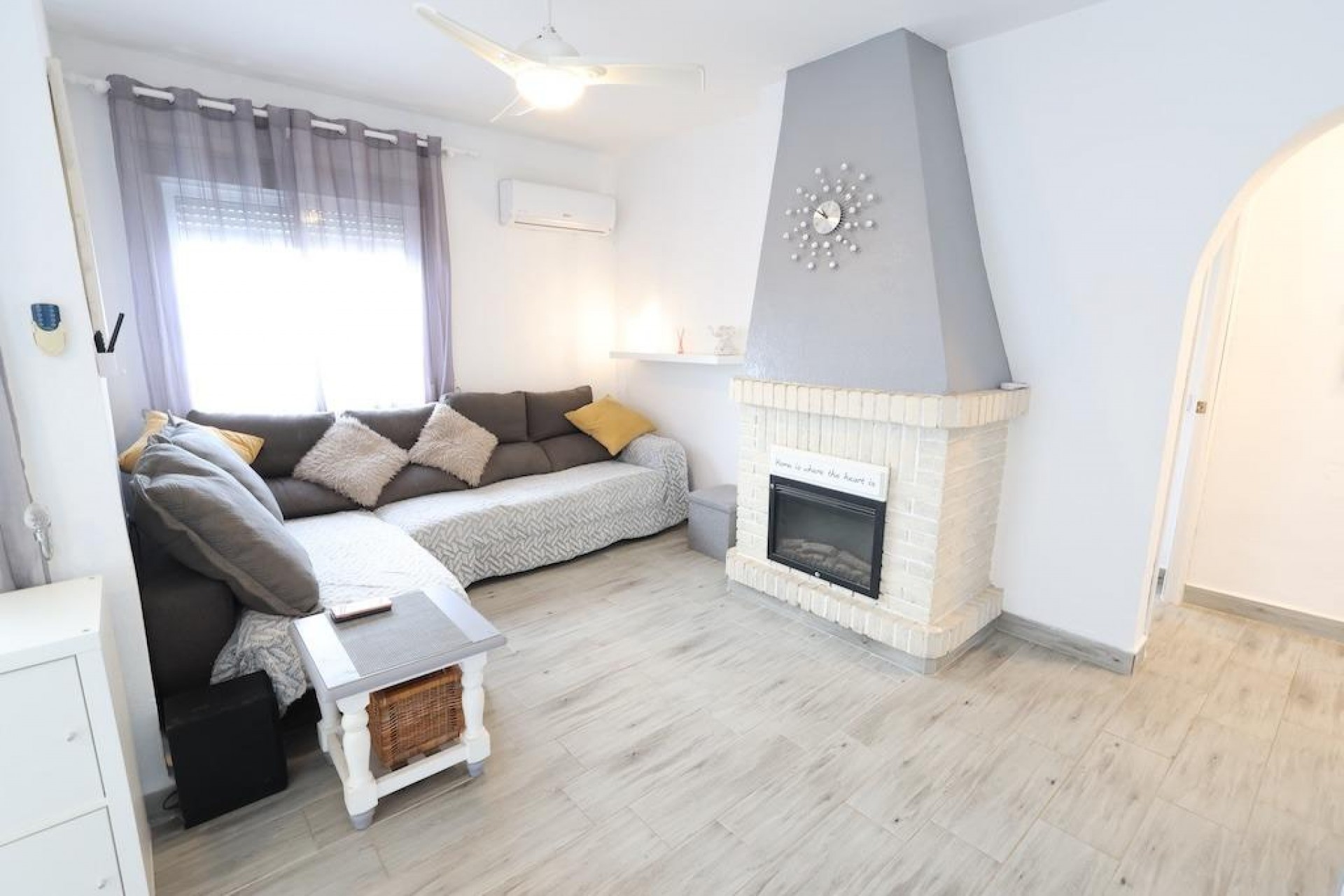 Återförsäljning - Bungalow -
Orihuela Costa - Costa Blanca