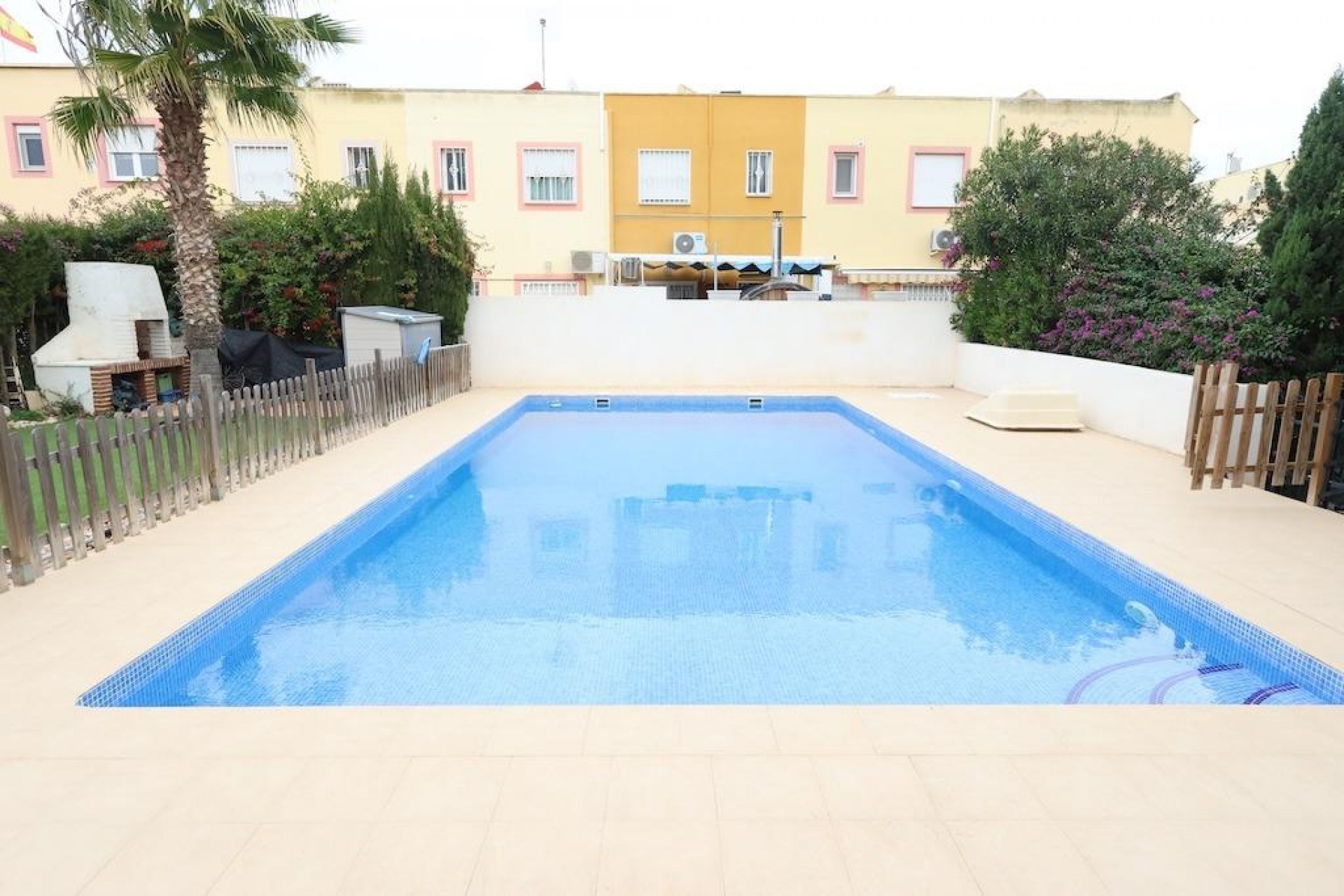 Återförsäljning - Bungalow -
Orihuela Costa - Costa Blanca