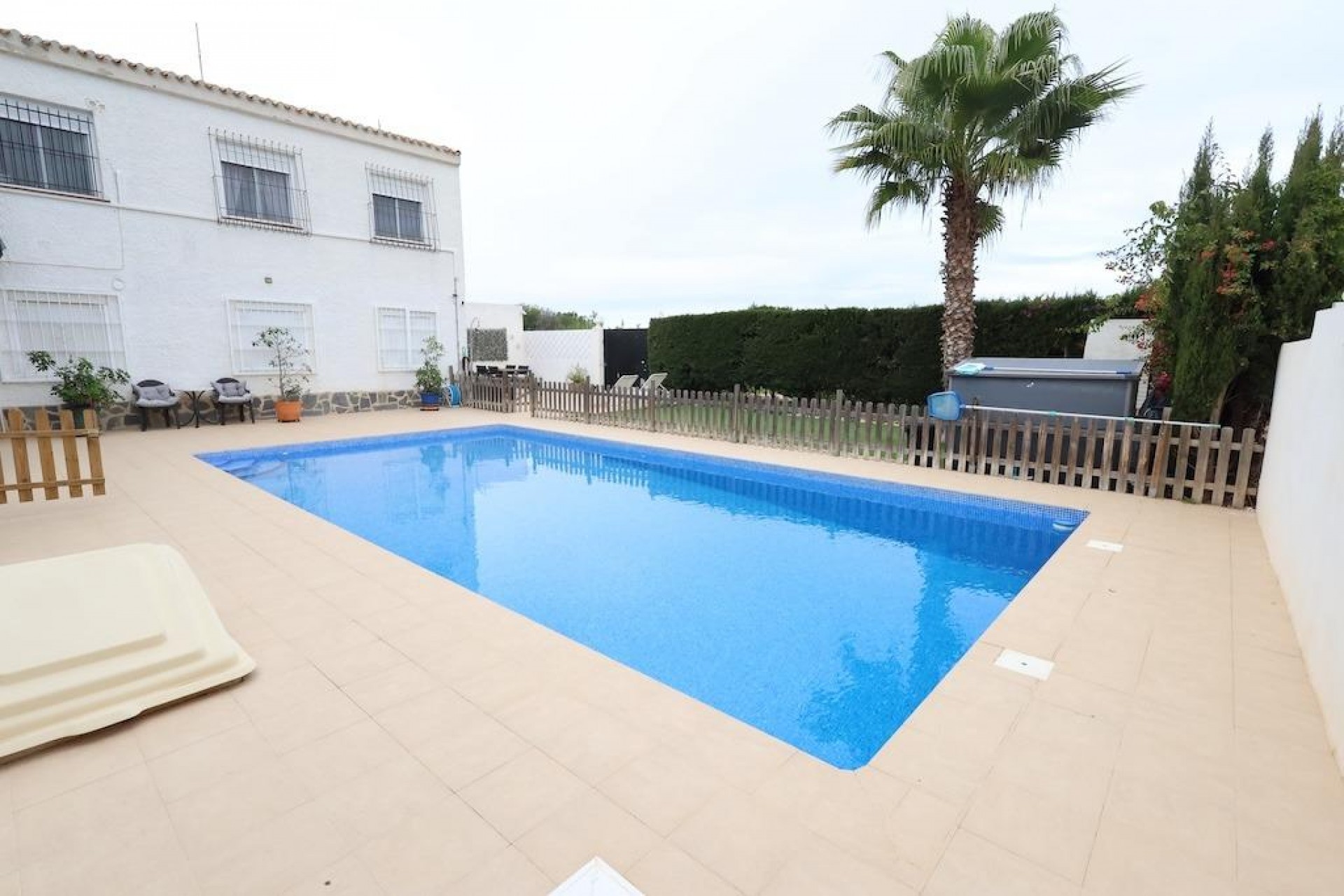 Återförsäljning - Bungalow -
Orihuela Costa - Costa Blanca
