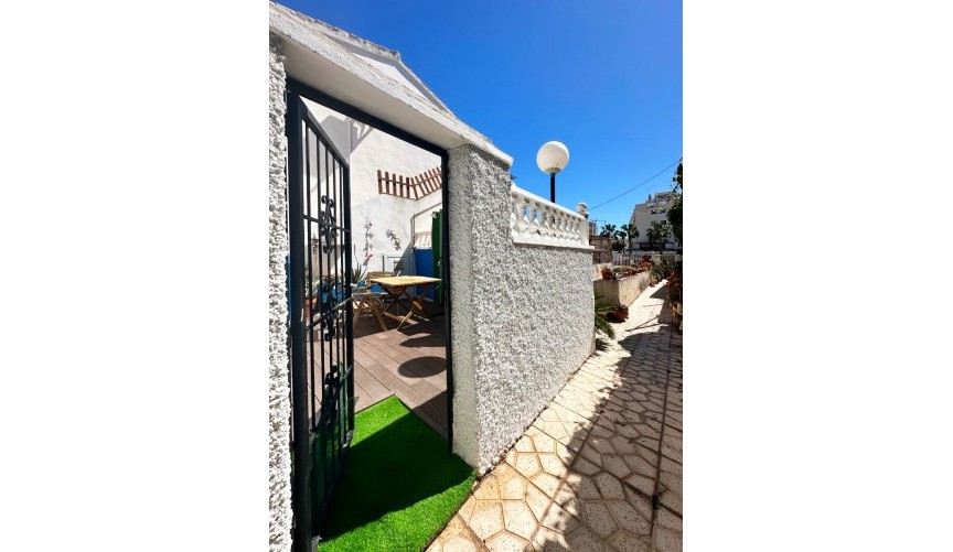 Återförsäljning - Bungalow -
Orihuela Costa - Costa Blanca