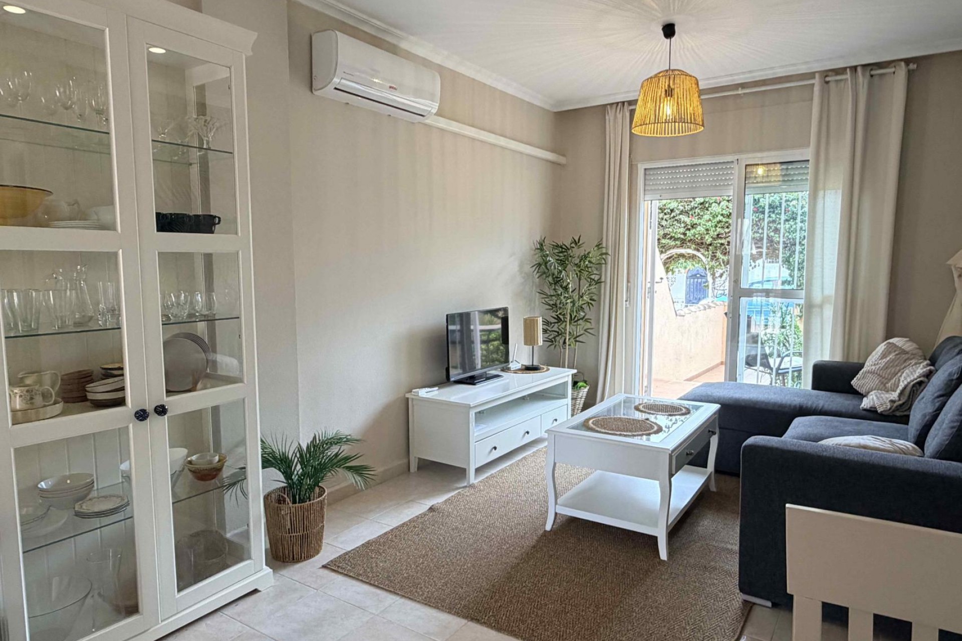 Återförsäljning - Bungalow -
Orihuela Costa - Costa Blanca