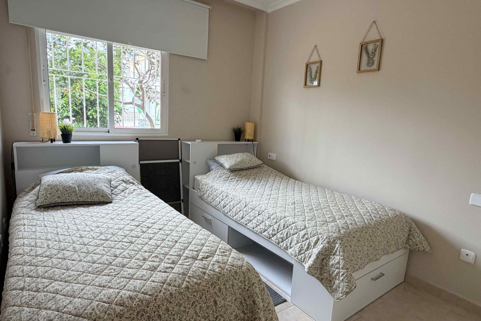 Återförsäljning - Bungalow -
Orihuela Costa - Costa Blanca