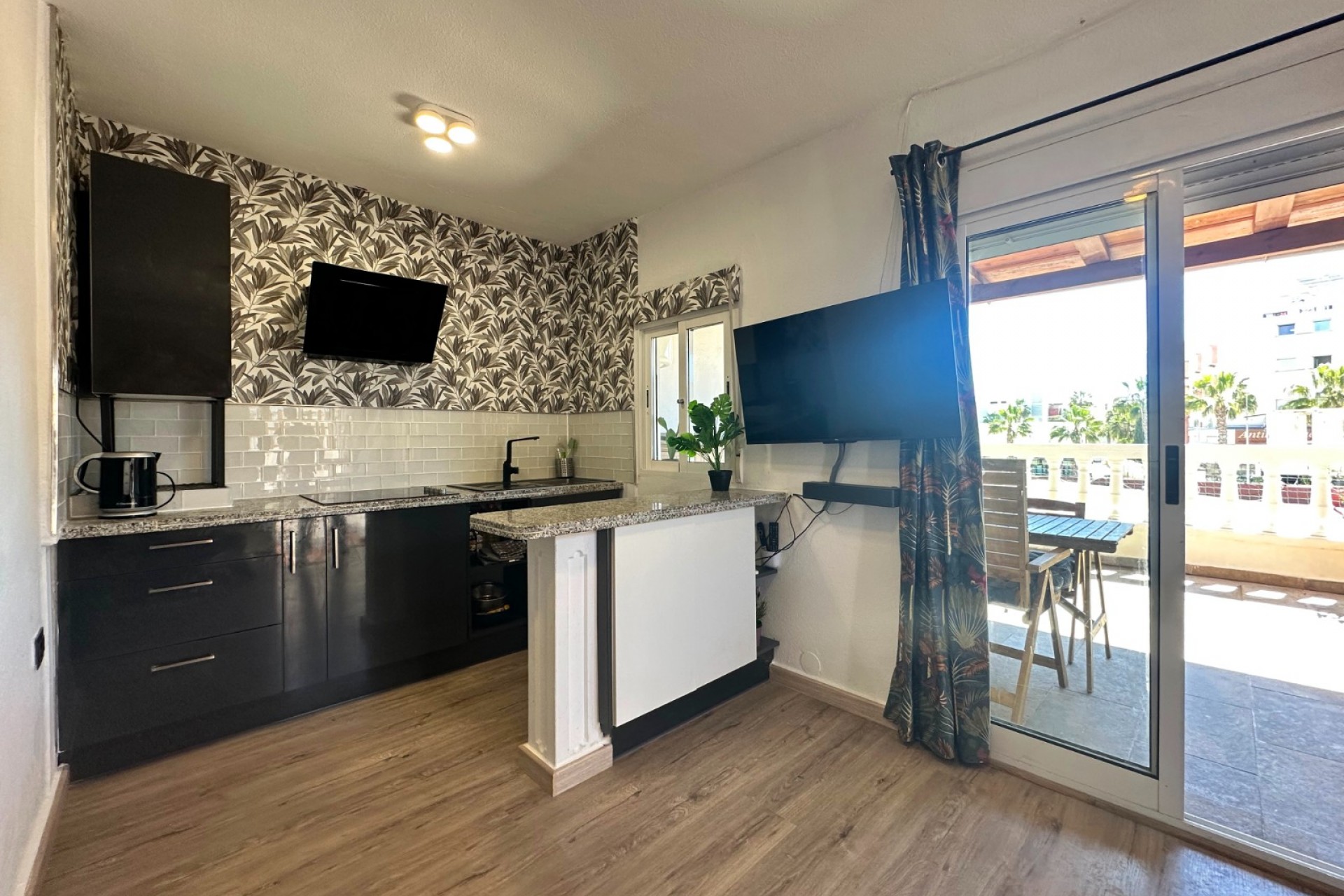 Återförsäljning - Bungalow -
Orihuela Costa - Costa Blanca