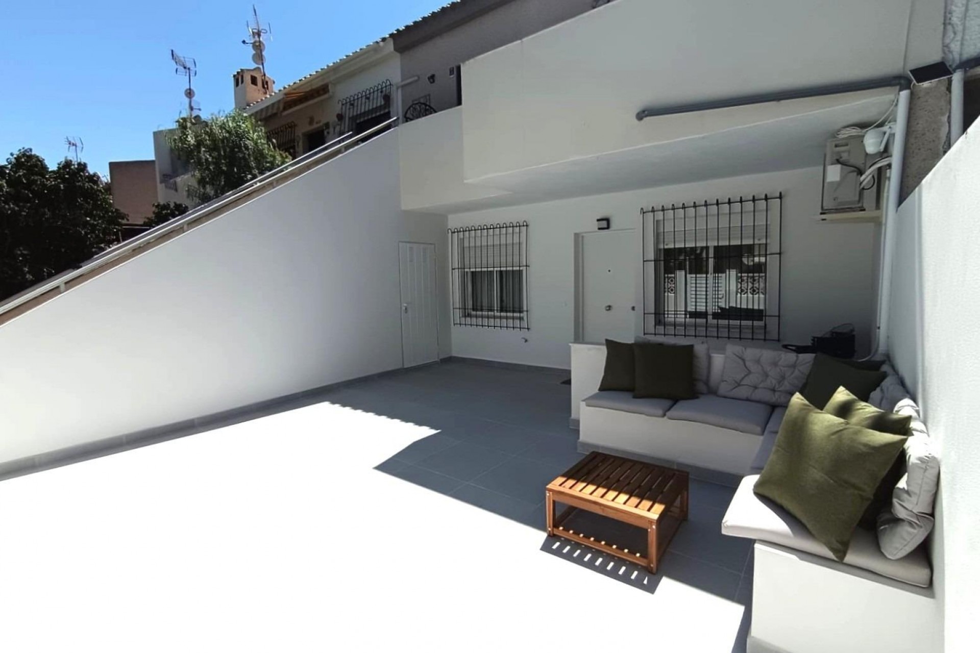 Återförsäljning - Bungalow -
Orihuela Costa - Costa Blanca