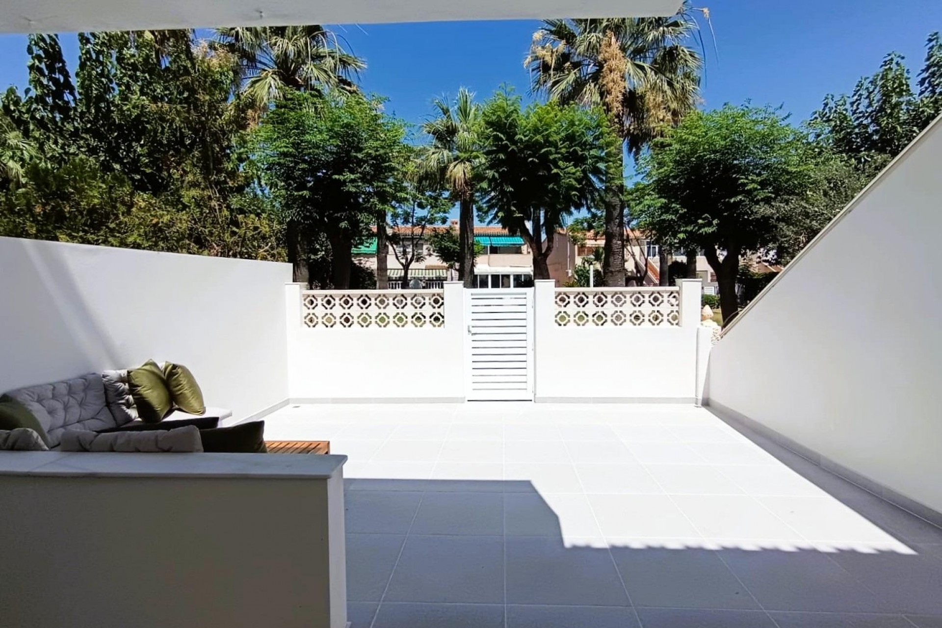 Återförsäljning - Bungalow -
Orihuela Costa - Costa Blanca