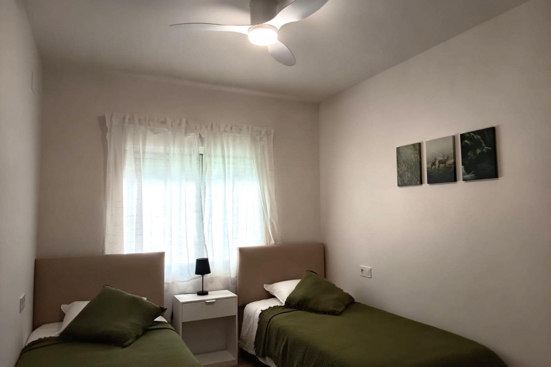 Återförsäljning - Bungalow -
Orihuela Costa - Costa Blanca