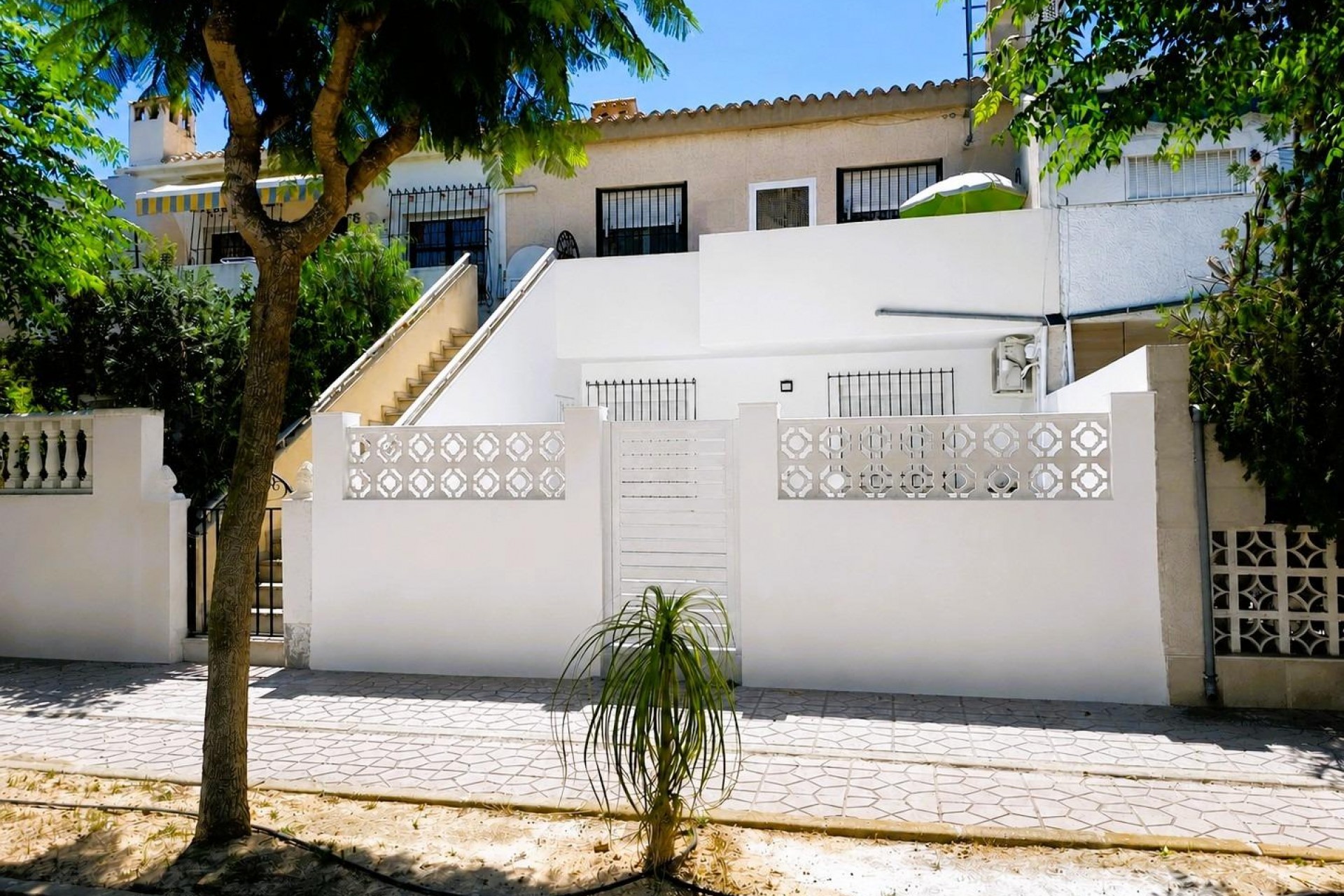 Återförsäljning - Bungalow -
Orihuela Costa - Costa Blanca