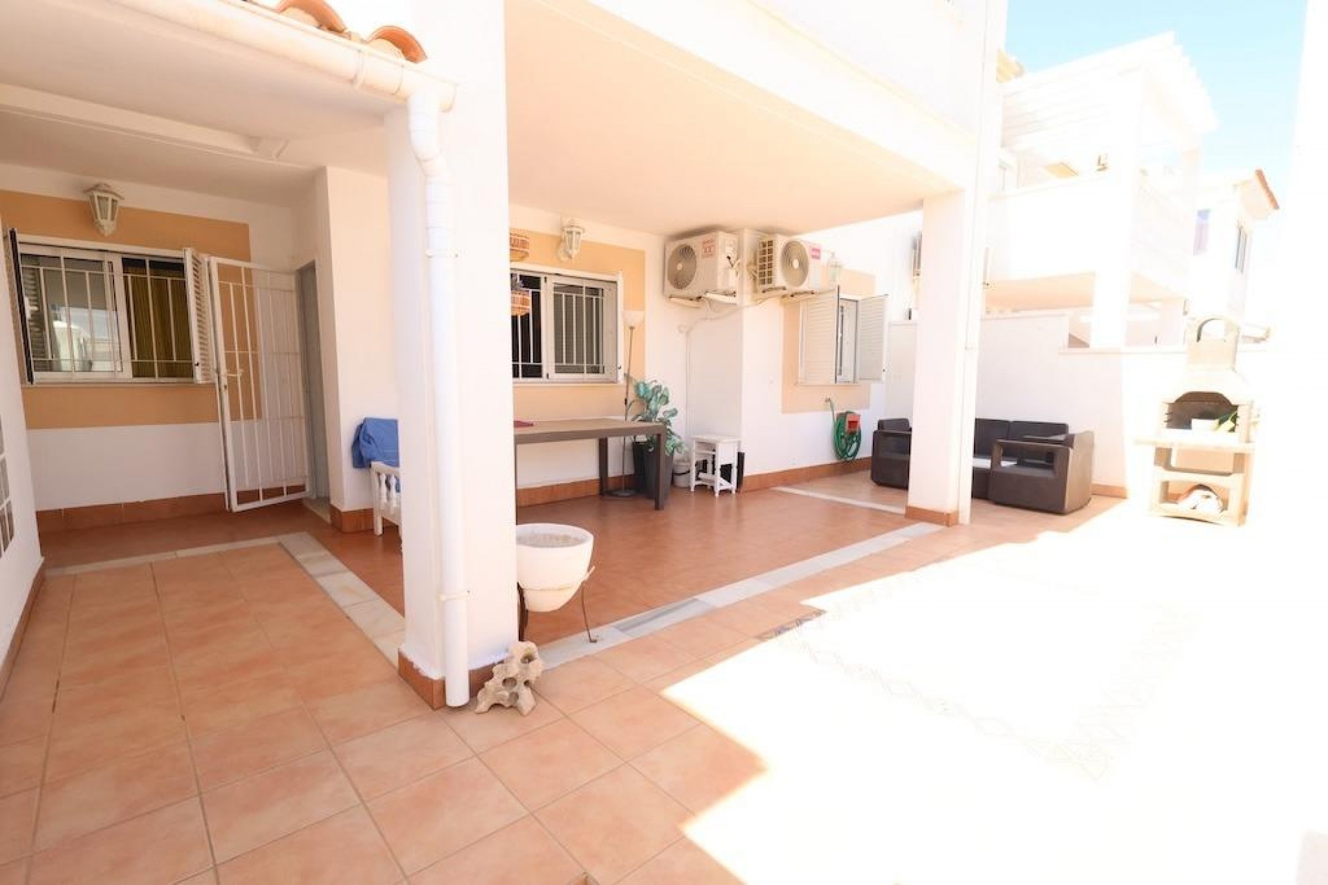Återförsäljning - Bungalow -
Orihuela Costa - Costa Blanca