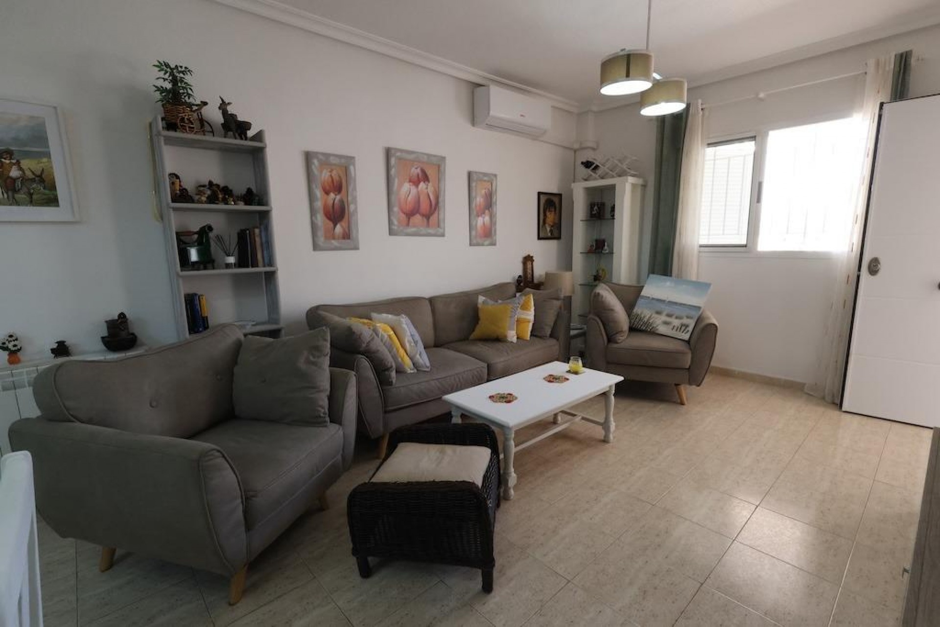 Återförsäljning - Bungalow -
Orihuela Costa - Costa Blanca
