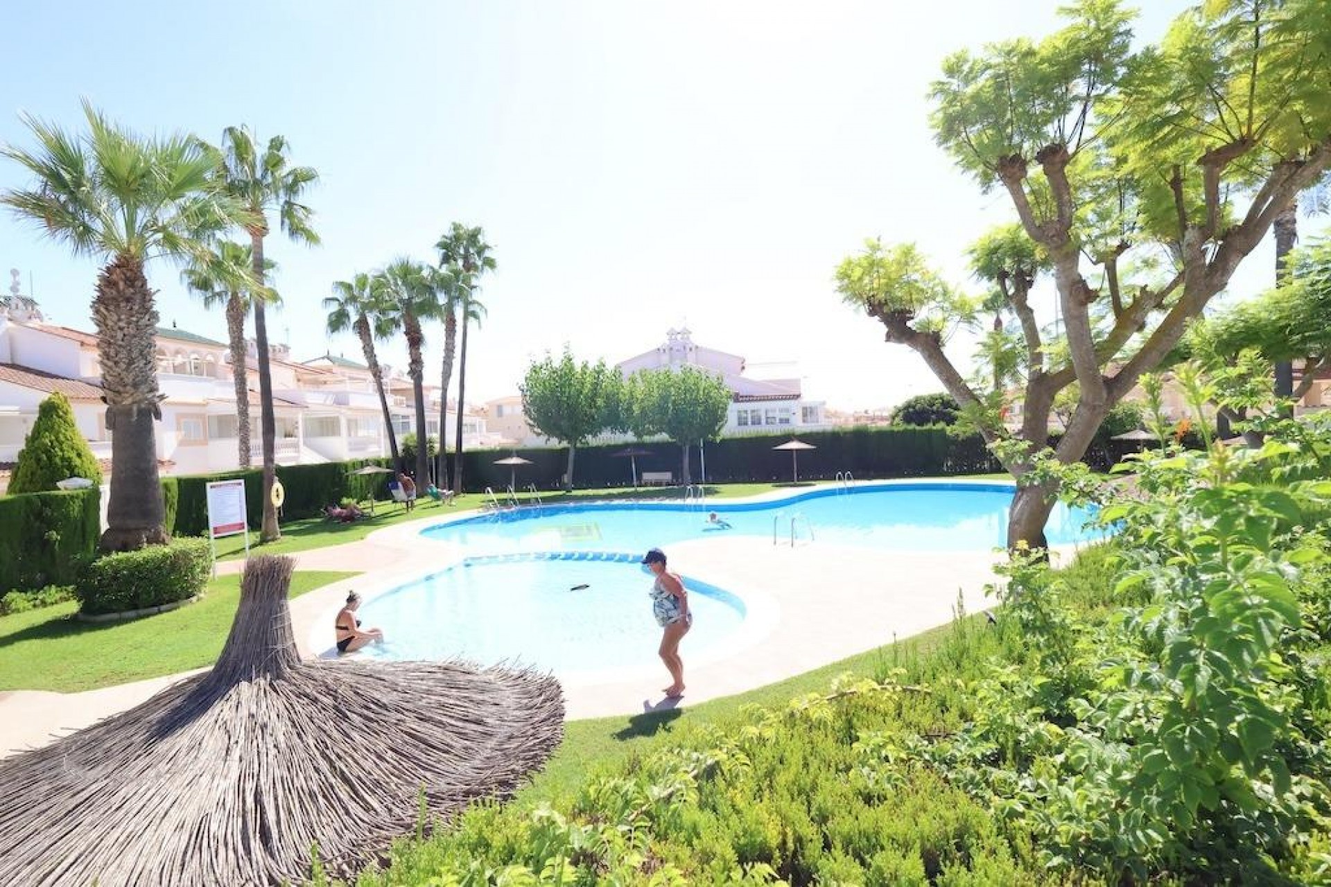 Återförsäljning - Bungalow -
Orihuela Costa - Costa Blanca