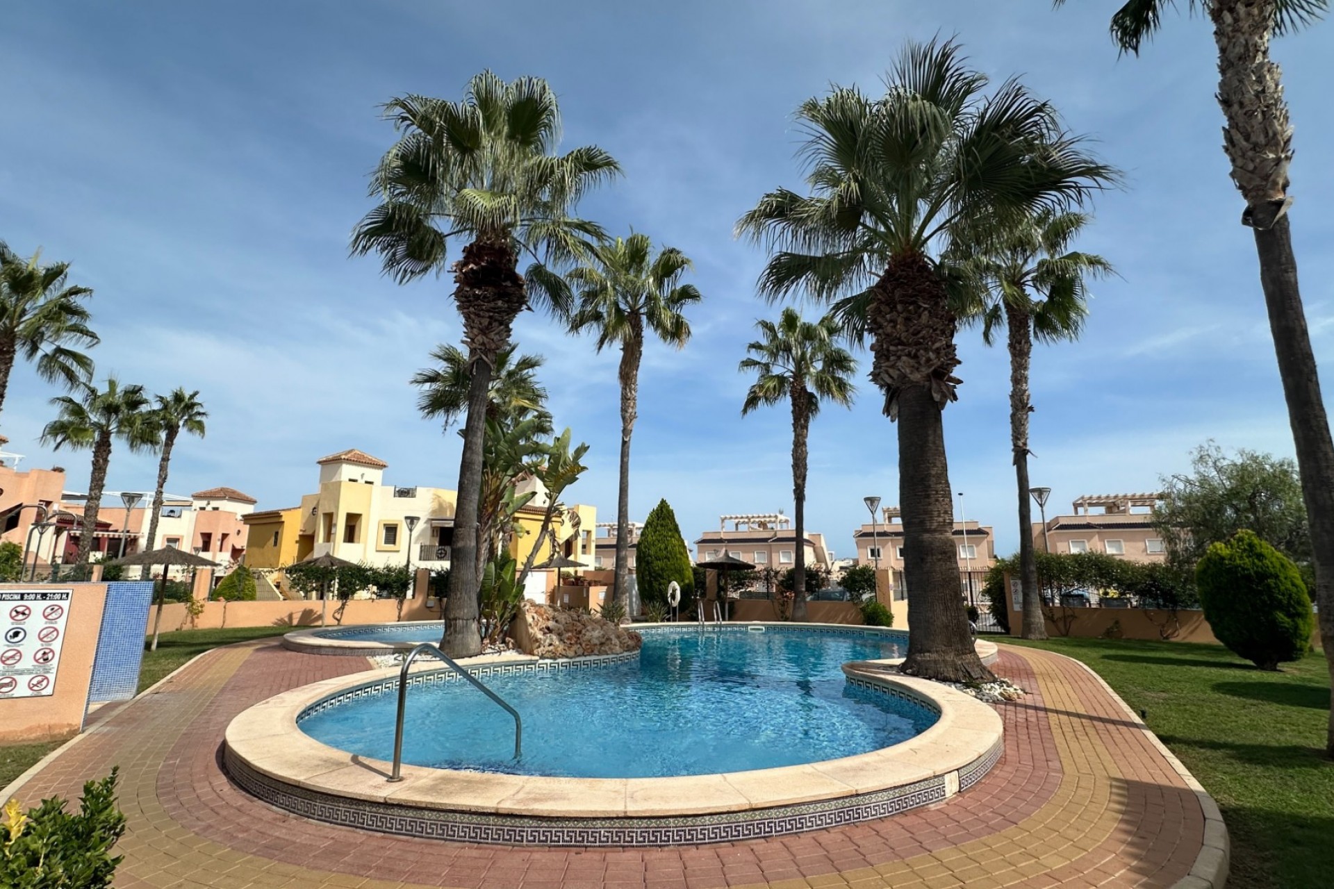 Återförsäljning - Bungalow -
Orihuela Costa - Costa Blanca