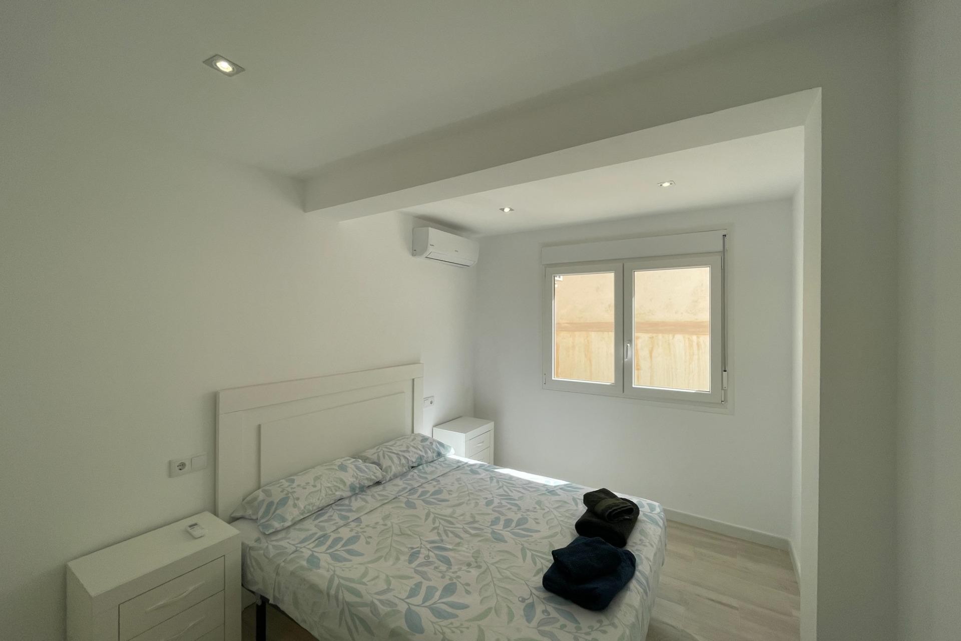 Återförsäljning - Bungalow -
Orihuela Costa - La Regia