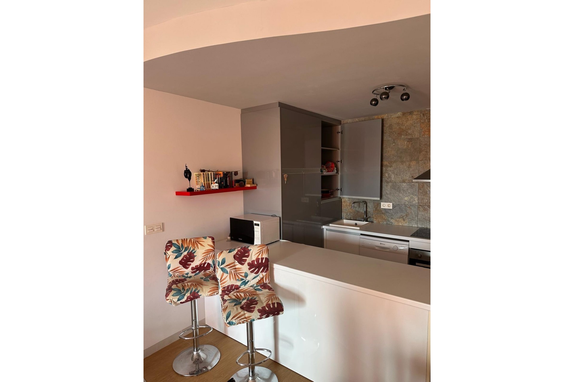 Återförsäljning - Bungalow -
Orihuela Costa - La Zenia