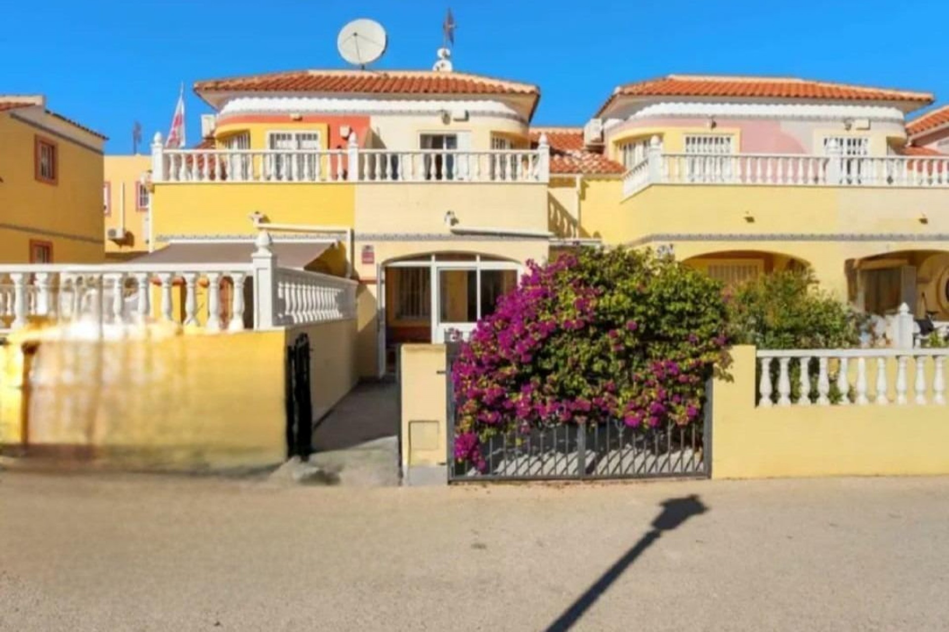 Återförsäljning - Bungalow -
Orihuela Costa - Lomas de Cabo Roig