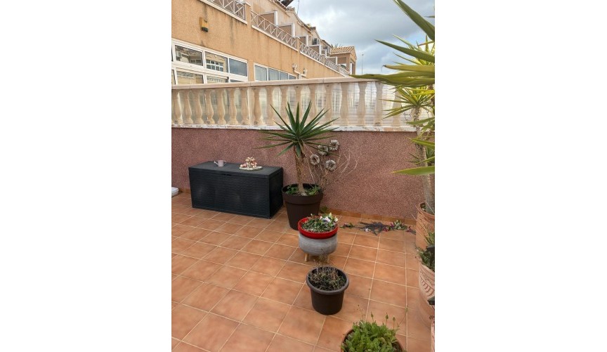 Återförsäljning - Bungalow -
Orihuela Costa - Los Almendros-la Florida