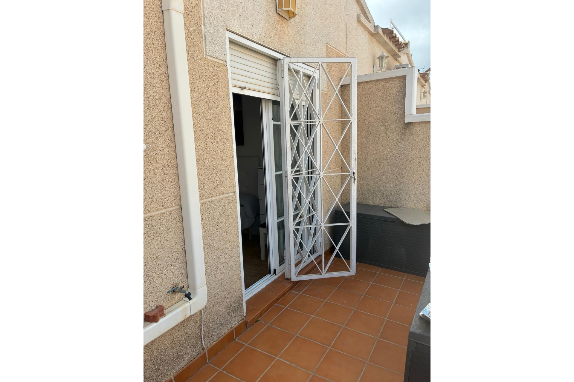 Återförsäljning - Bungalow -
Orihuela Costa - Los Almendros-la Florida