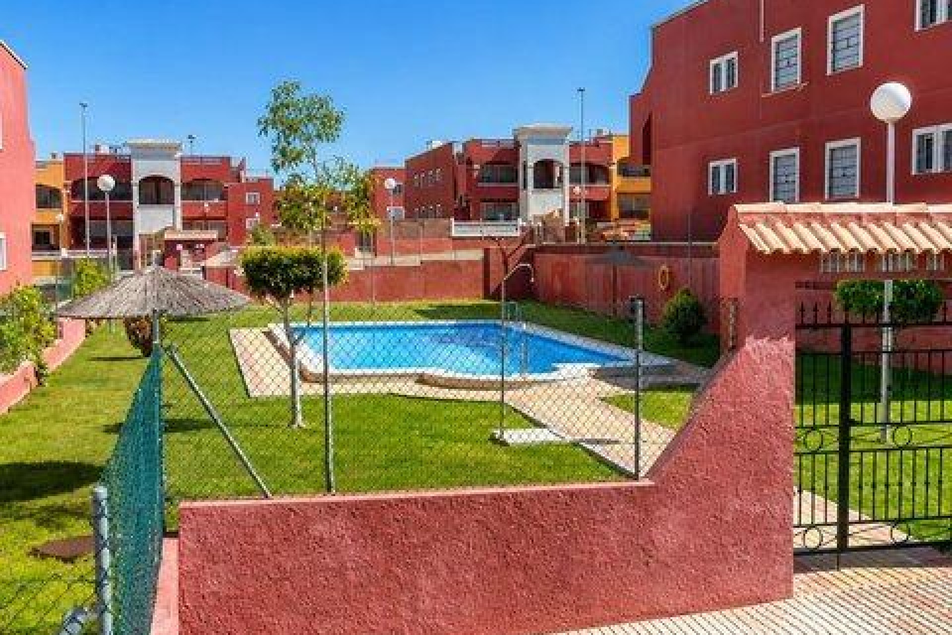 Återförsäljning - Bungalow -
Orihuela Costa - Los Altos
