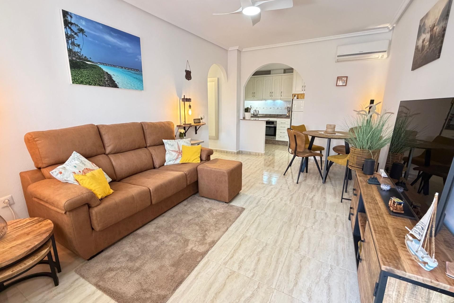 Återförsäljning - Bungalow -
Orihuela Costa - Los Dolses