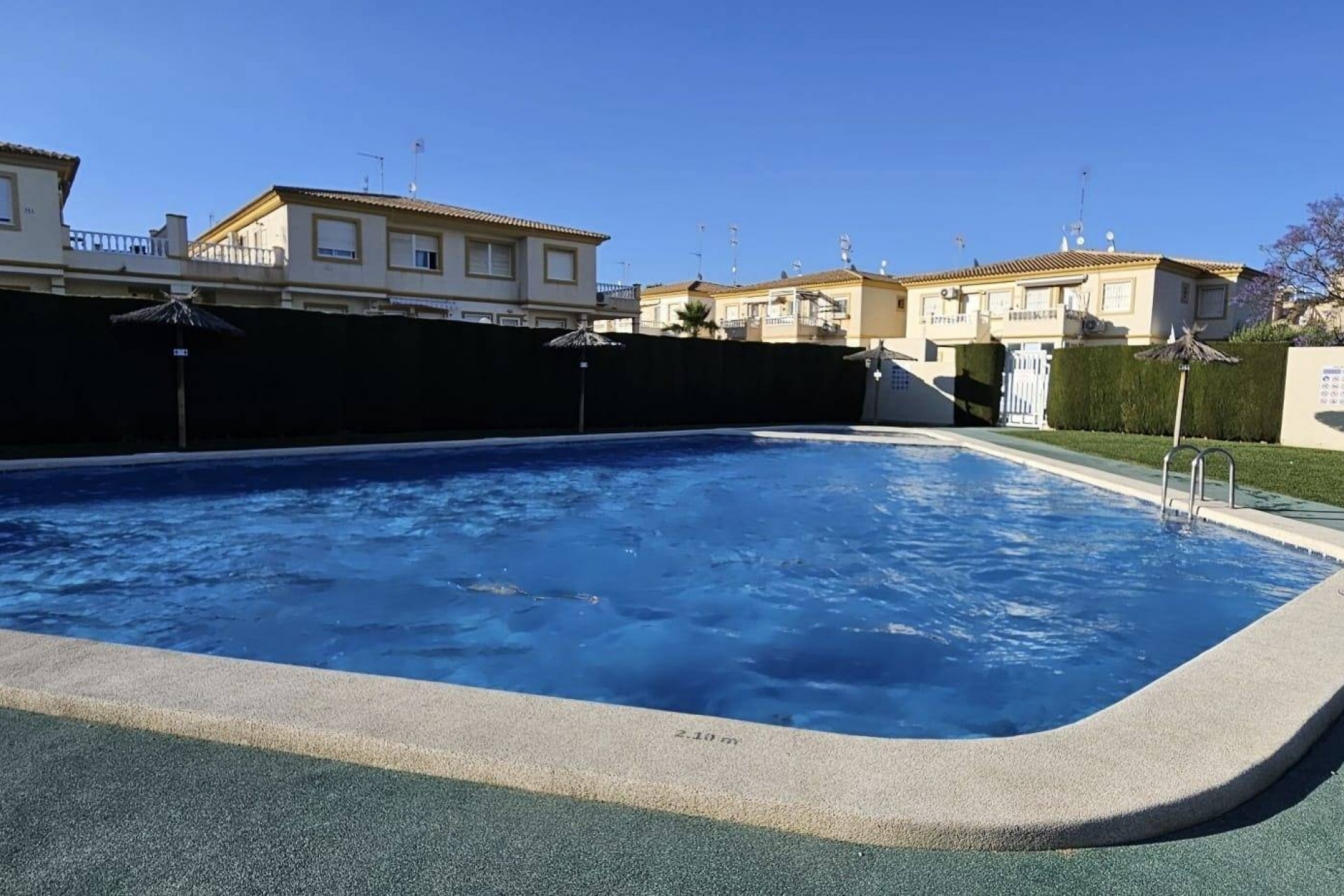 Återförsäljning - Bungalow -
Orihuela Costa - Playa Flamenca
