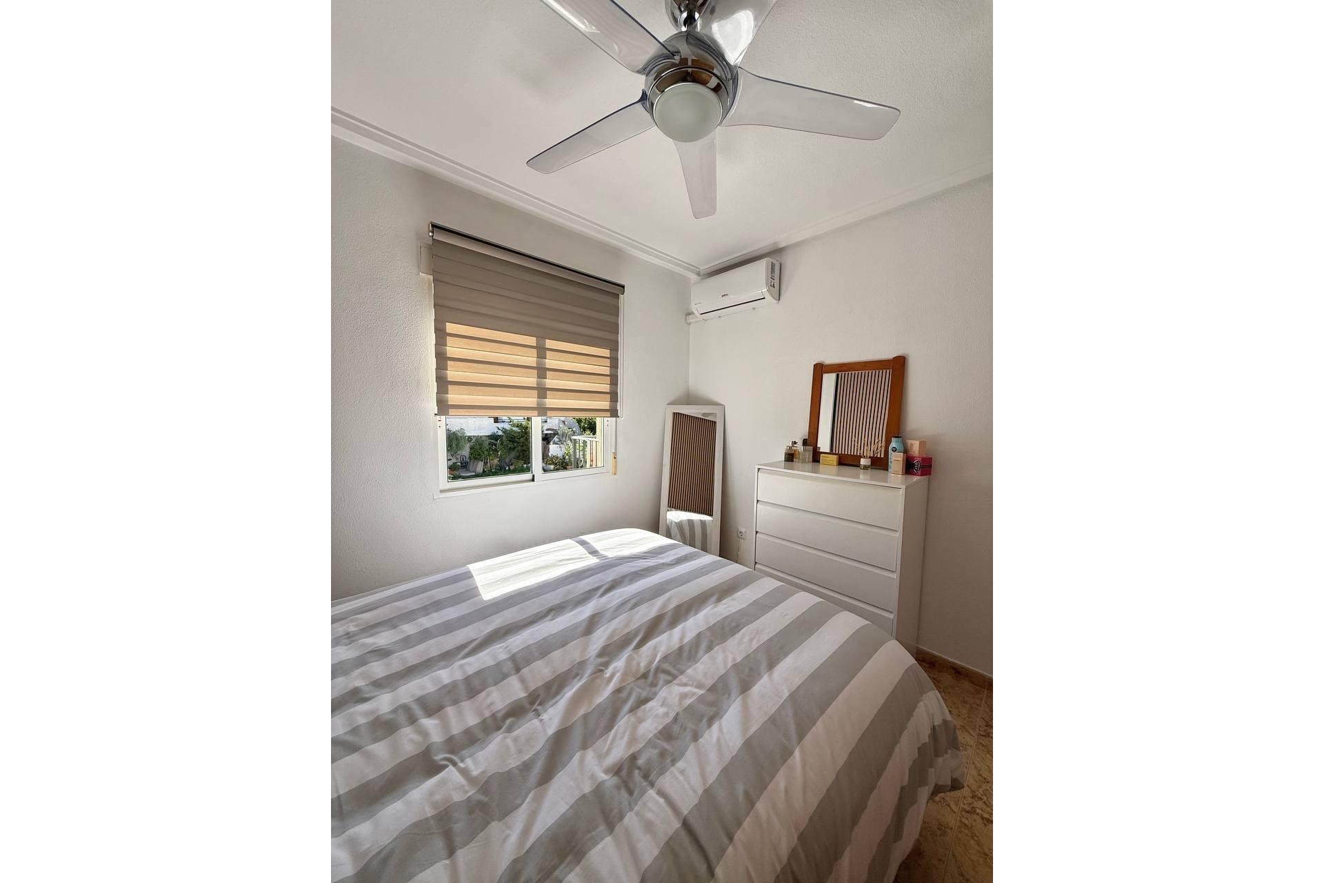 Återförsäljning - Bungalow -
Orihuela Costa - Rocio Del Mar