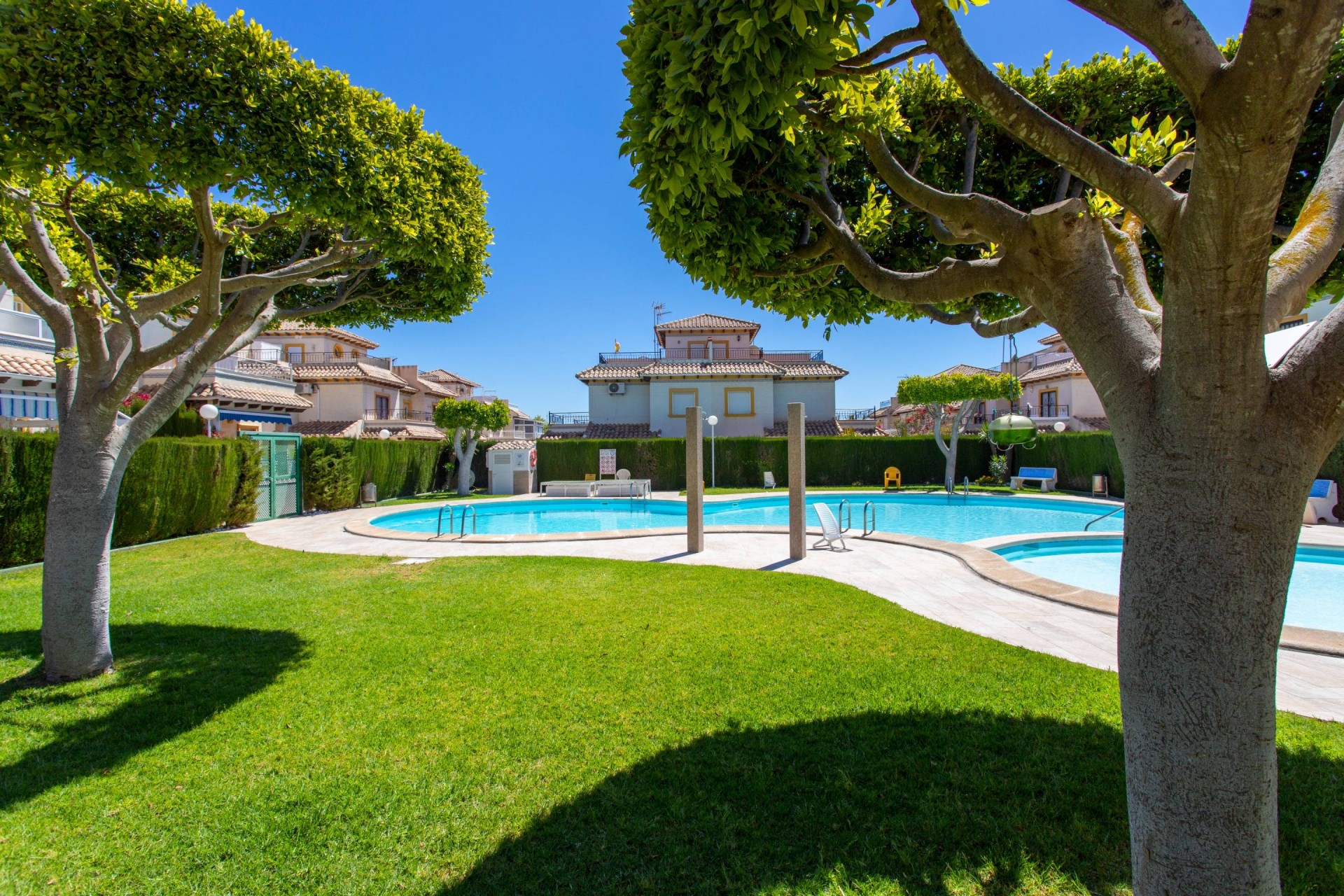 Återförsäljning - Bungalow -
Orihuela Costa - Rocio Del Mar