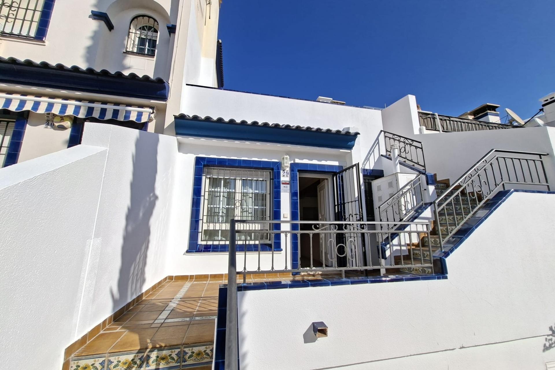 Återförsäljning - Bungalow -
Orihuela Costa - Villamartín-las Filipinas