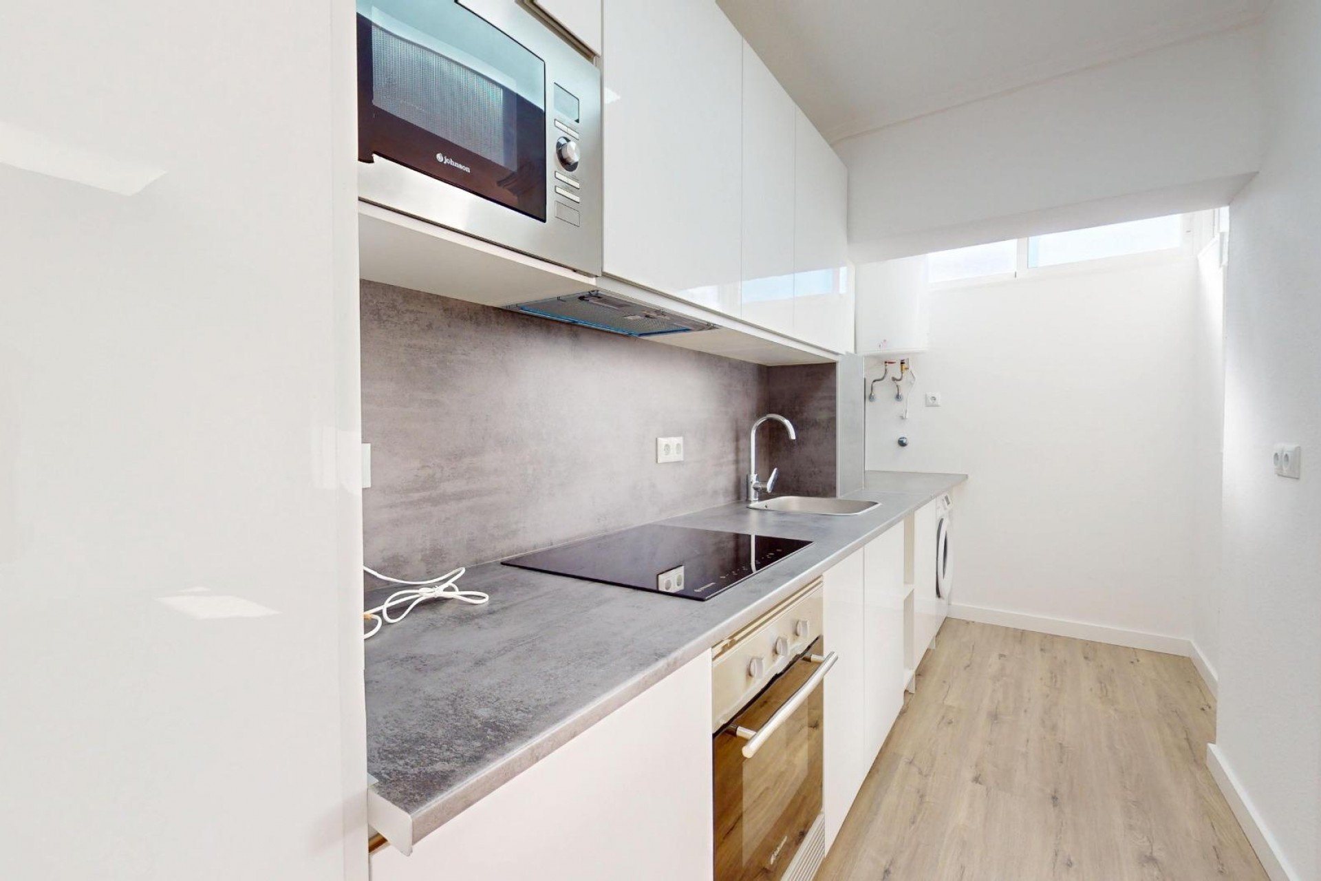 Återförsäljning - Bungalow -
Orihuela Costa - Villamartín
