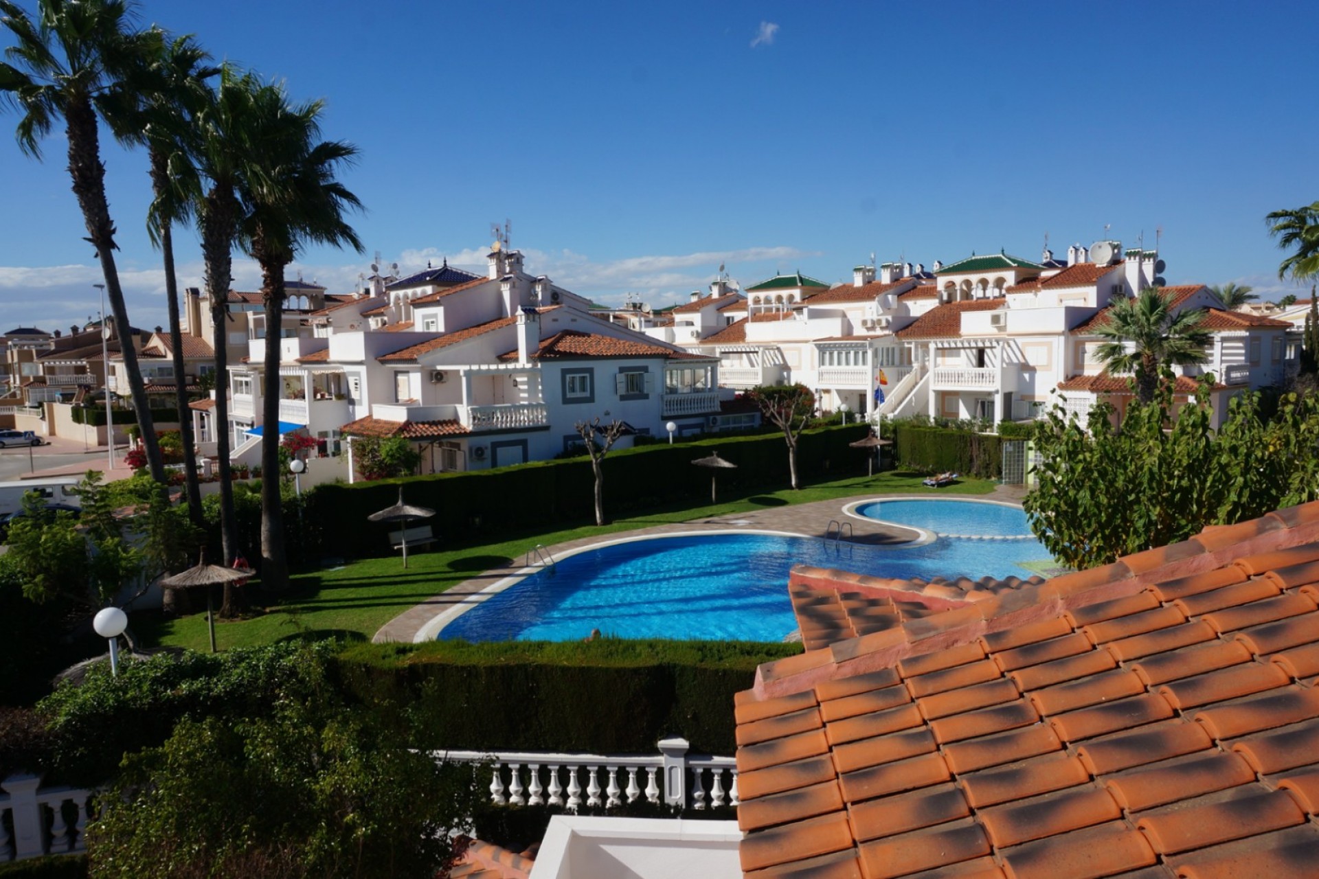 Återförsäljning - Bungalow -
Orihuela - Inland