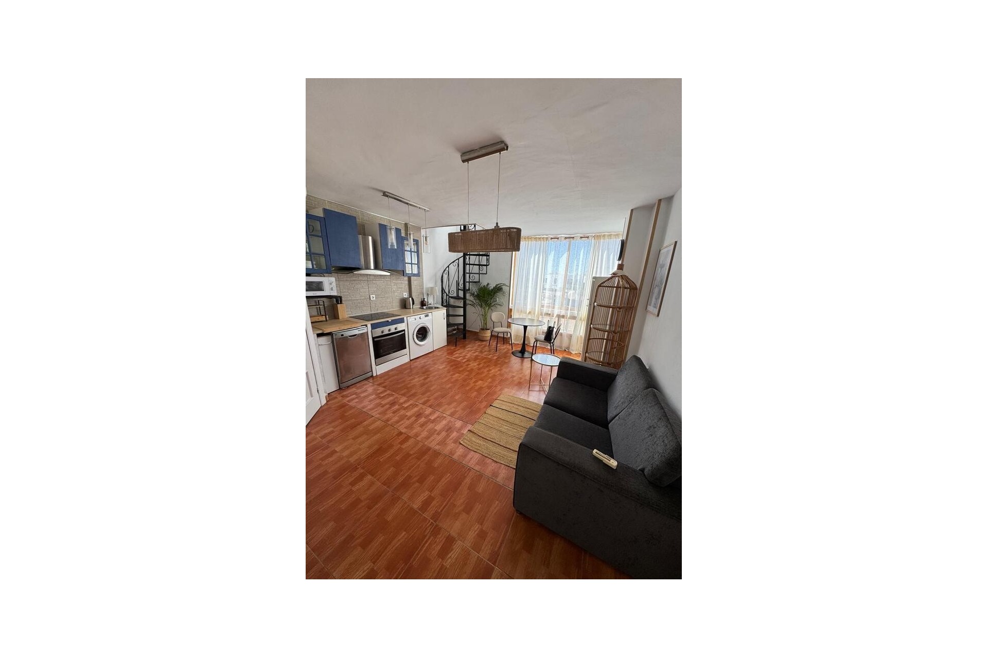 Återförsäljning - Bungalow Penthouse -
Torrevieja - Punta Prima