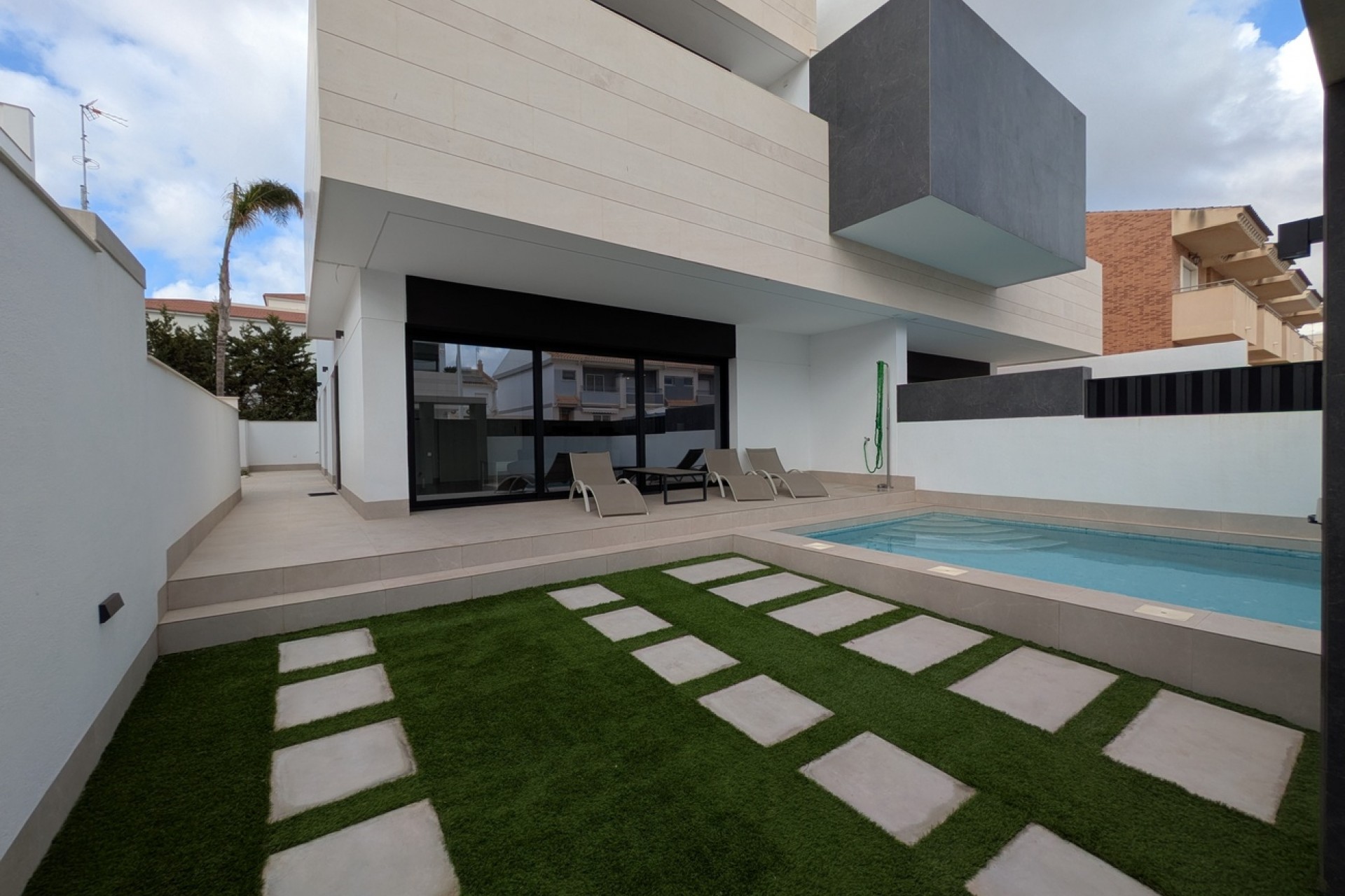 Återförsäljning - Bungalow -
Pilar de la Horadada - Costa Blanca