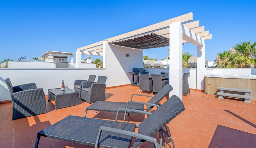 Återförsäljning - Bungalow -
Punta Prima - Costa Blanca