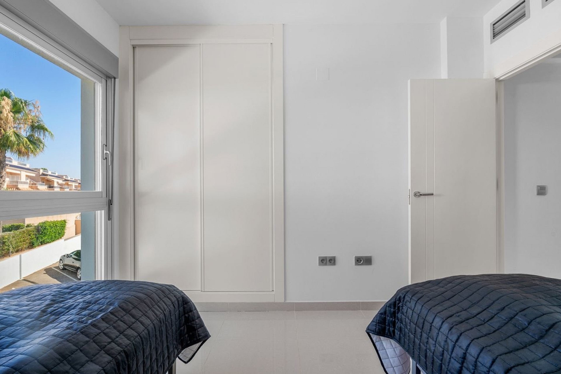 Återförsäljning - Bungalow -
Punta Prima - Costa Blanca