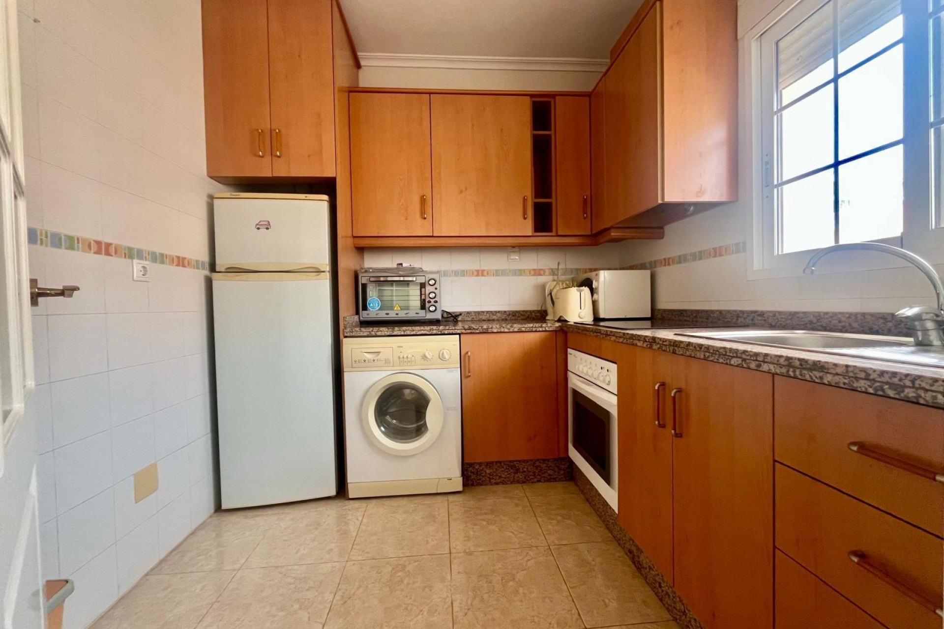 Återförsäljning - Bungalow -
San Fulgencio - La Marina