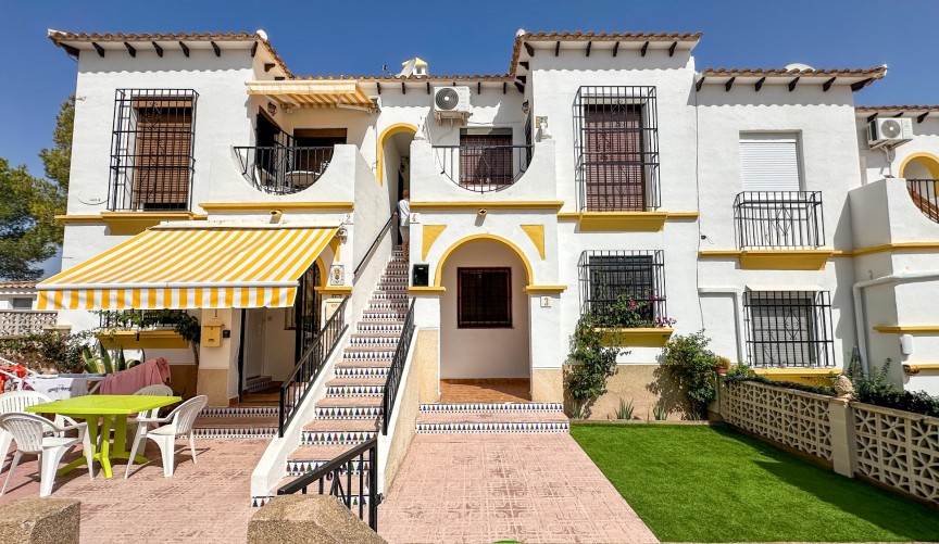 Återförsäljning - Bungalow -
San Miguel de Salinas - Inland