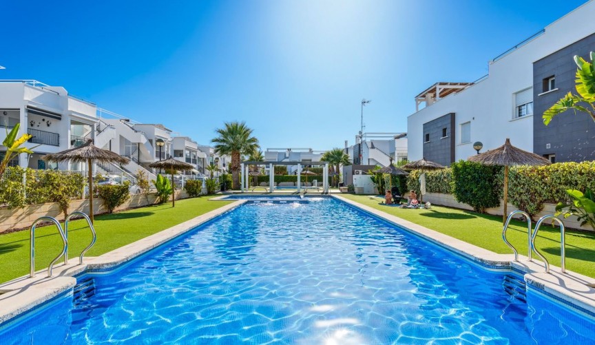 Återförsäljning - Bungalow -
Torrevieja - Aguas Nueva