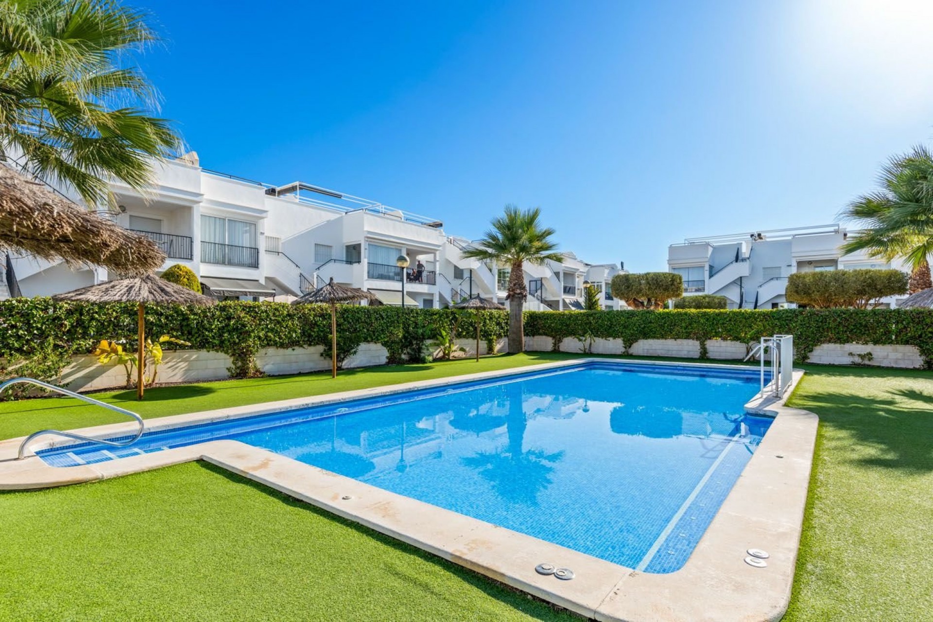 Återförsäljning - Bungalow -
Torrevieja - Aguas Nueva