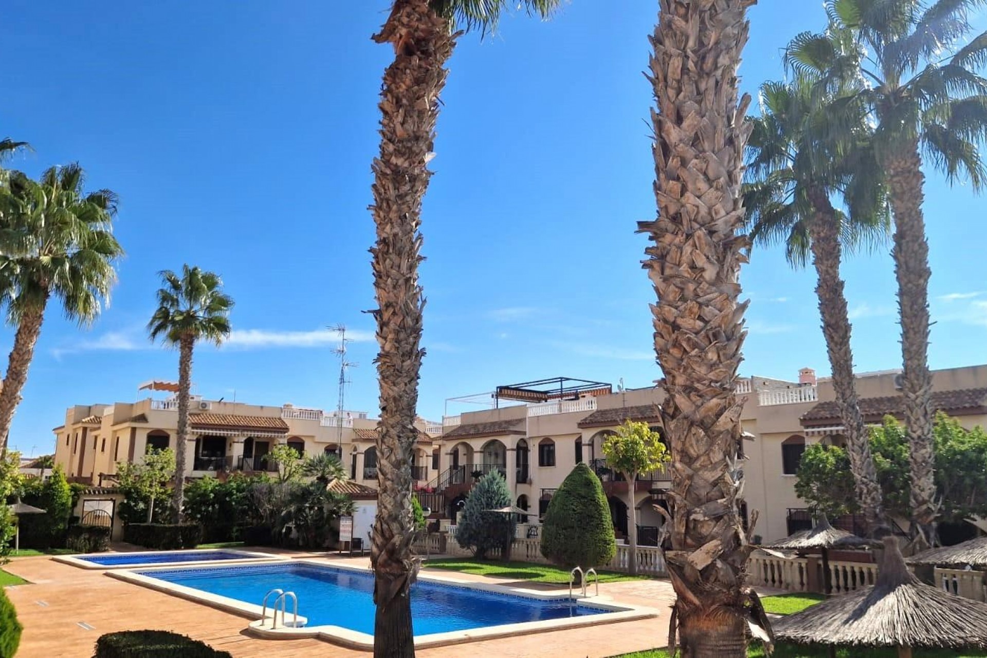 Återförsäljning - Bungalow -
Torrevieja - Aguas Nuevas 1