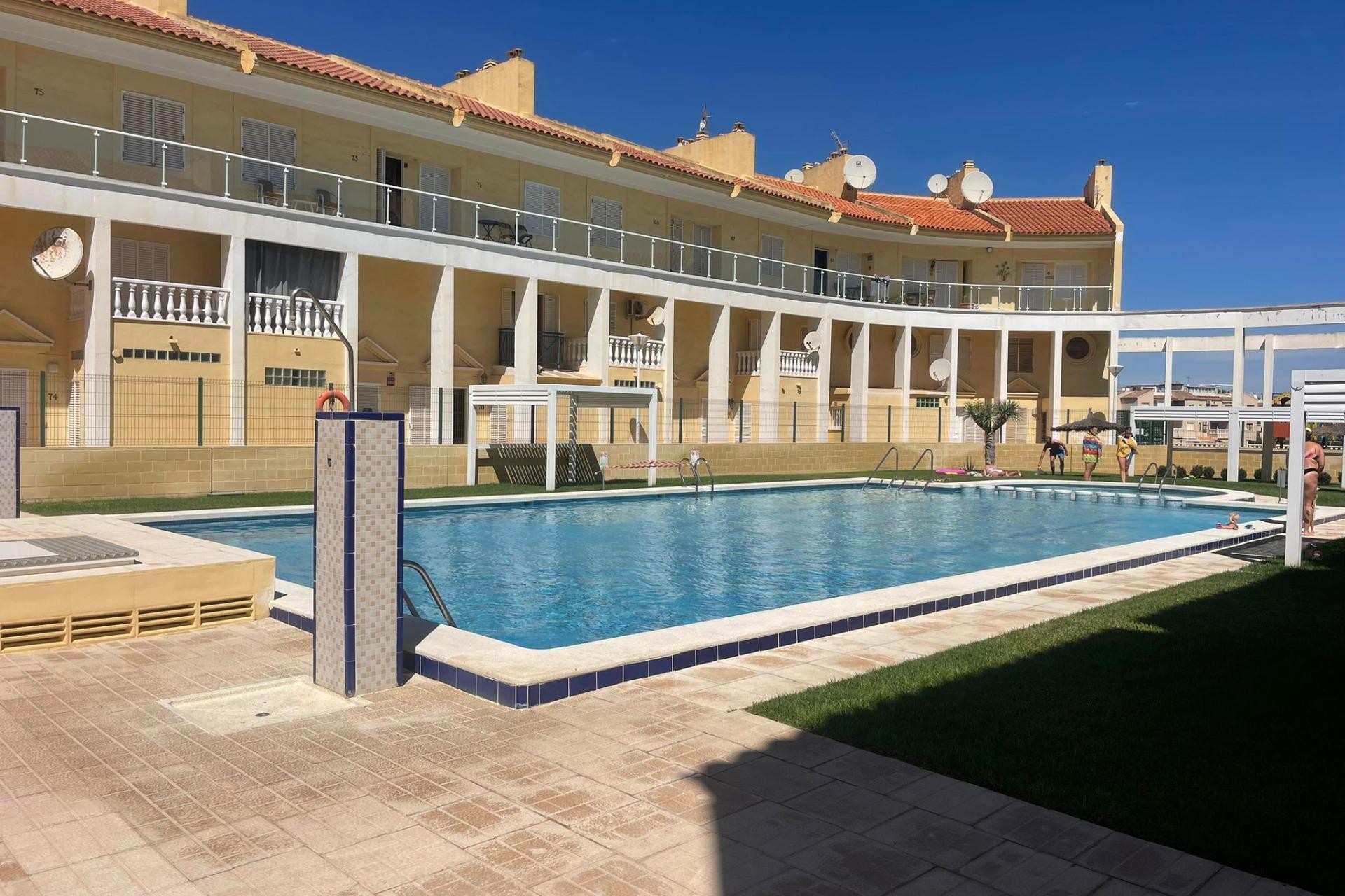 Återförsäljning - Bungalow -
Torrevieja - Aguas Nuevas 2