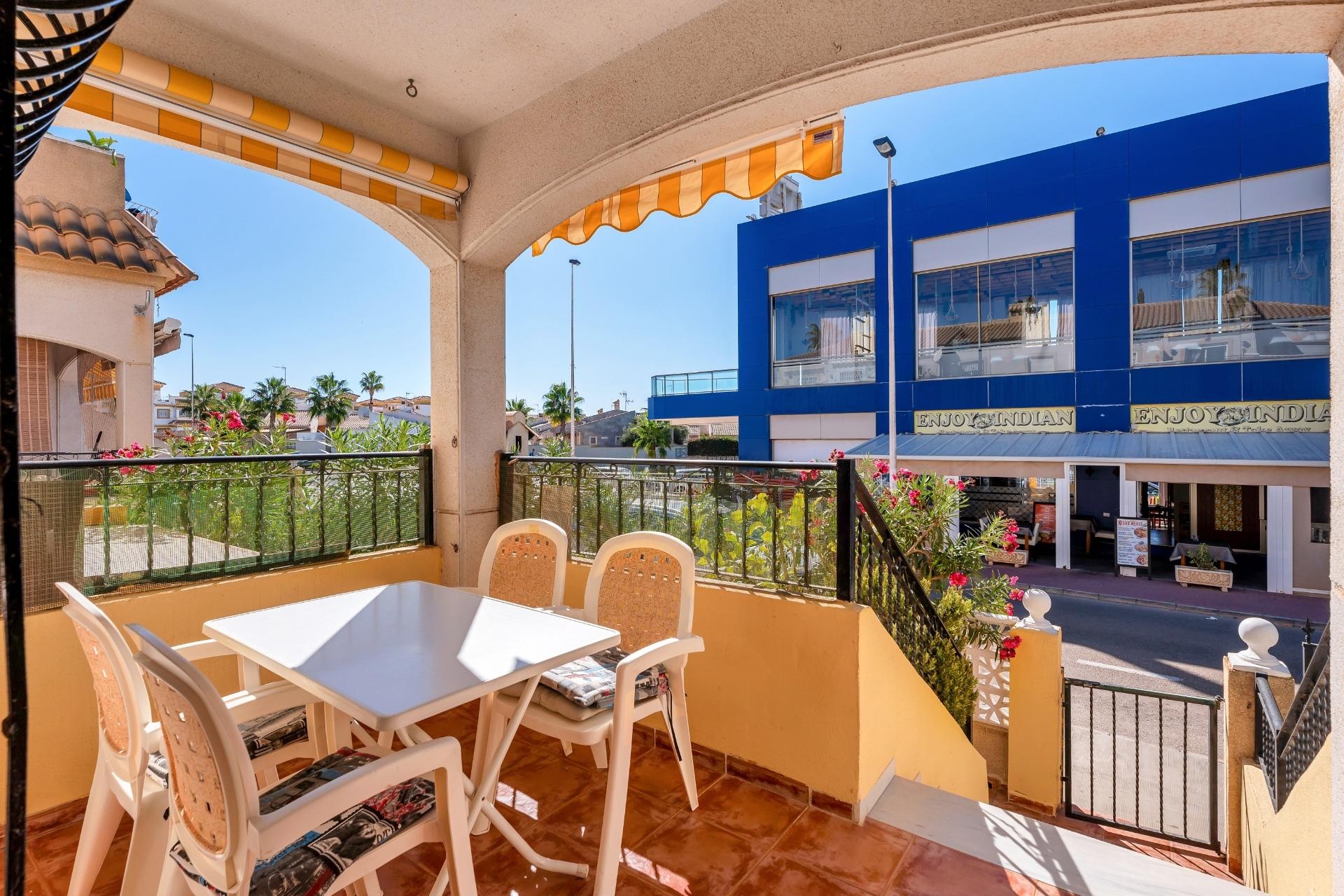 Återförsäljning - Bungalow -
Torrevieja - aguas nuevas