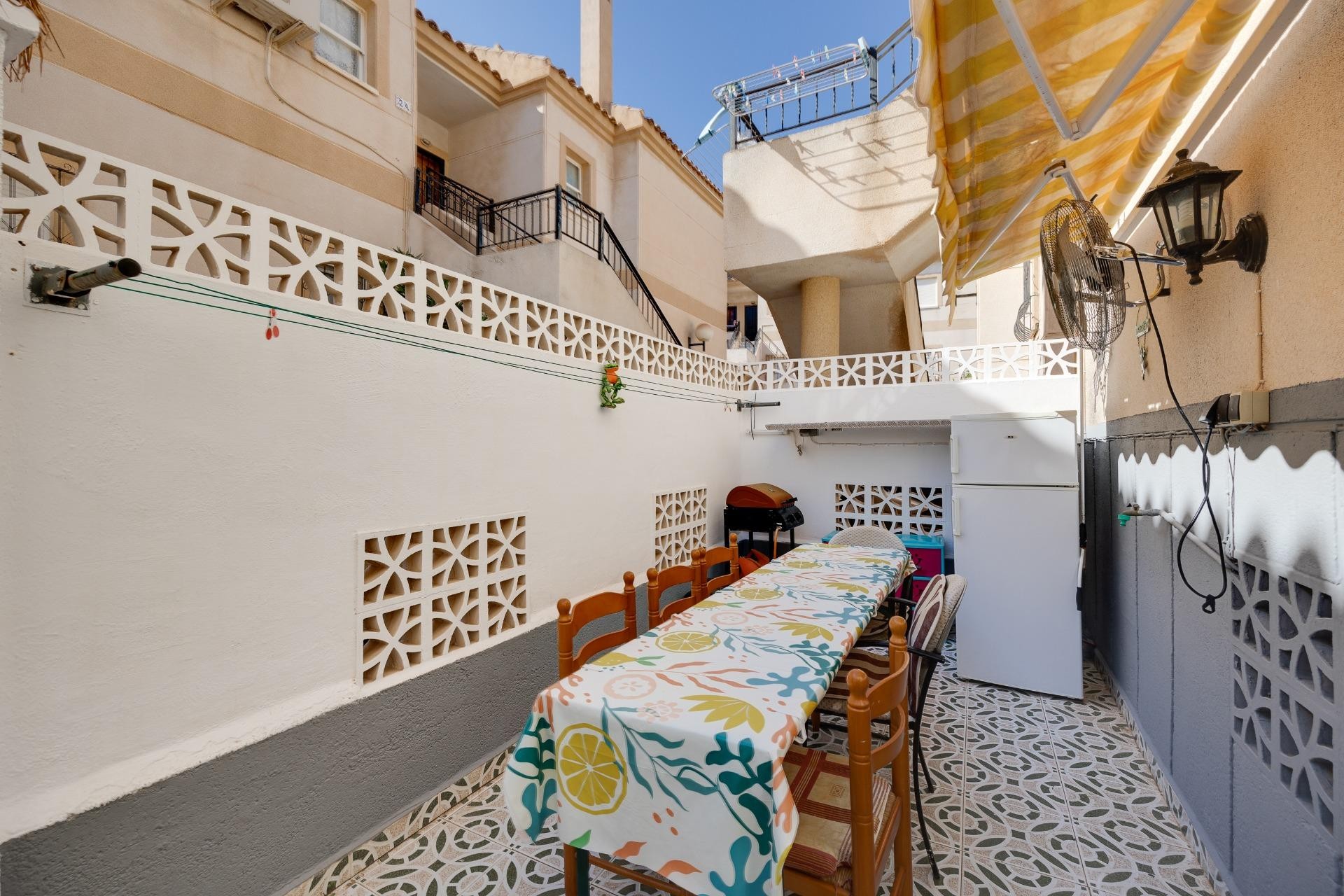 Återförsäljning - Bungalow -
Torrevieja - aguas nuevas