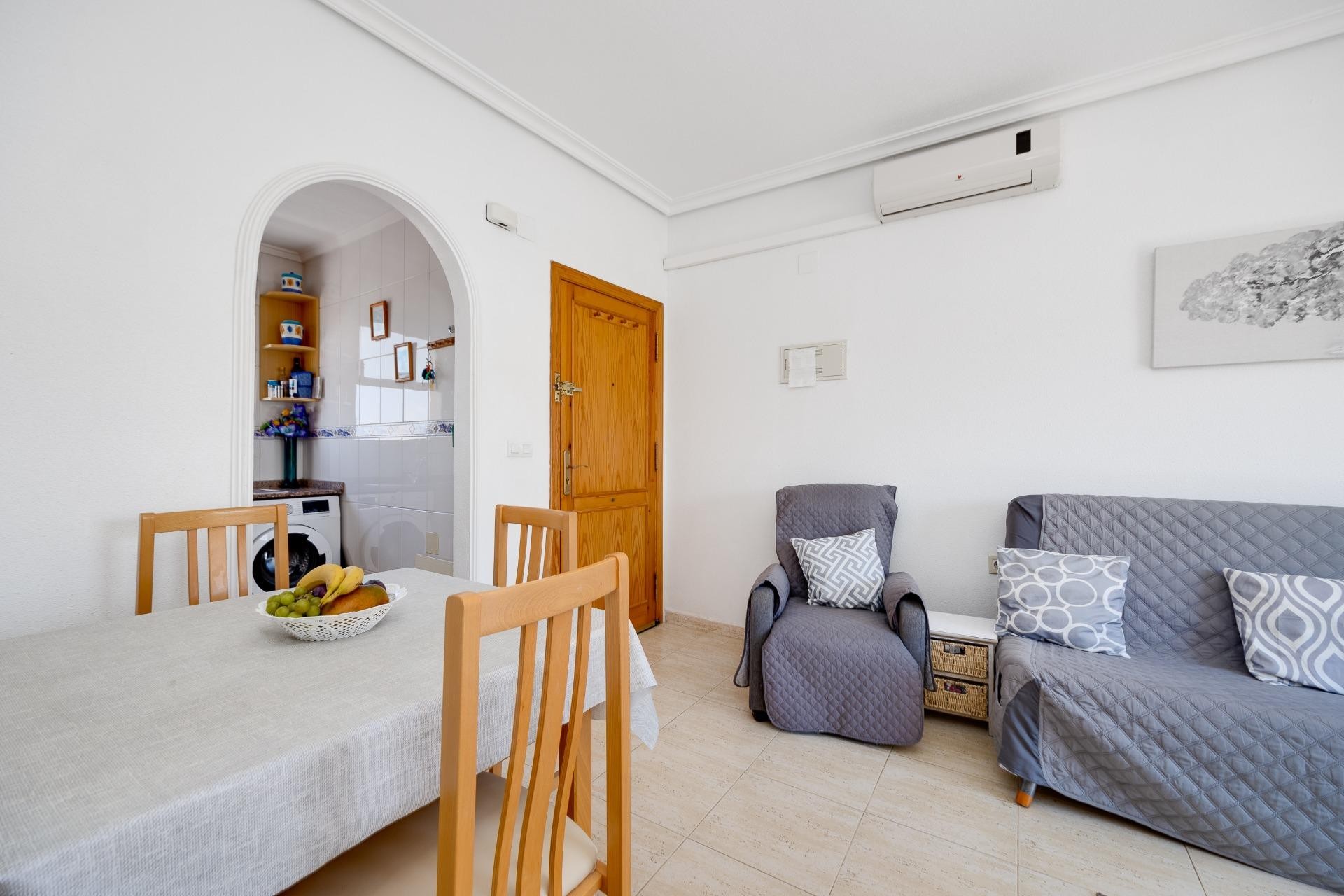 Återförsäljning - Bungalow -
Torrevieja - aguas nuevas
