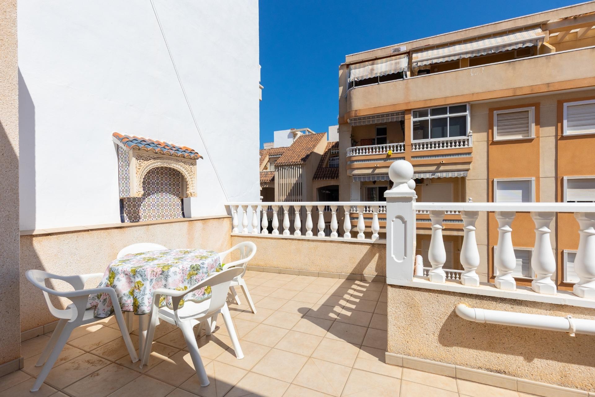 Återförsäljning - Bungalow -
Torrevieja - Centro