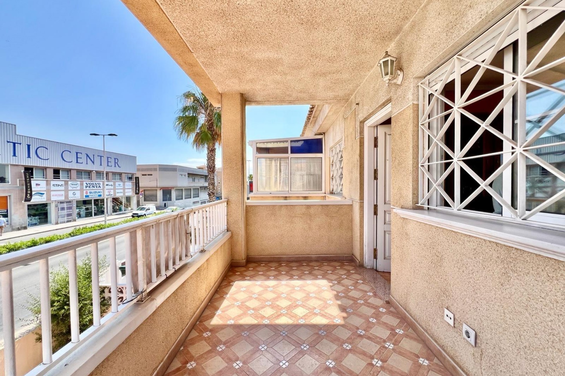 Återförsäljning - Bungalow -
Torrevieja - Centro