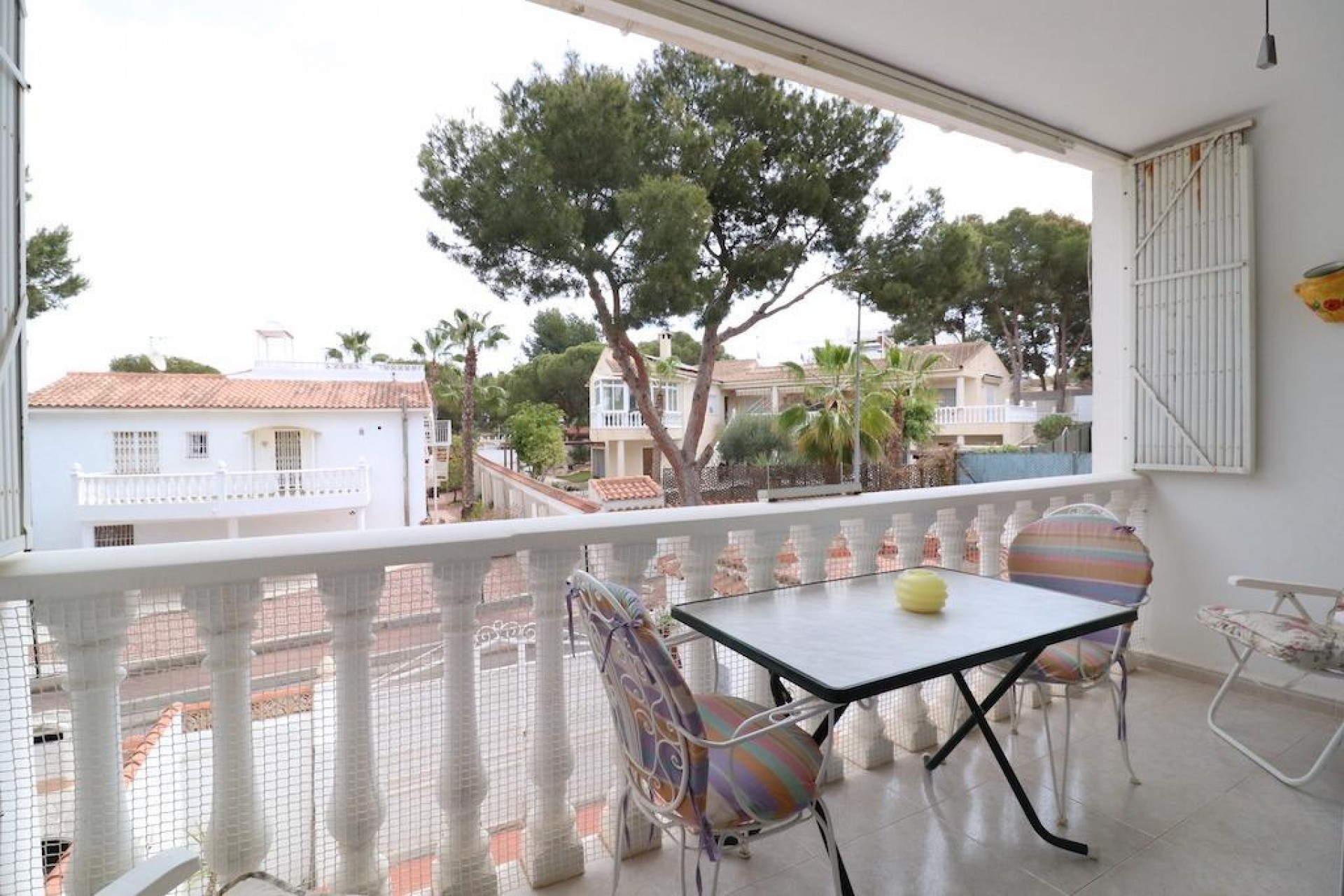 Återförsäljning - Bungalow -
Torrevieja - Costa Blanca