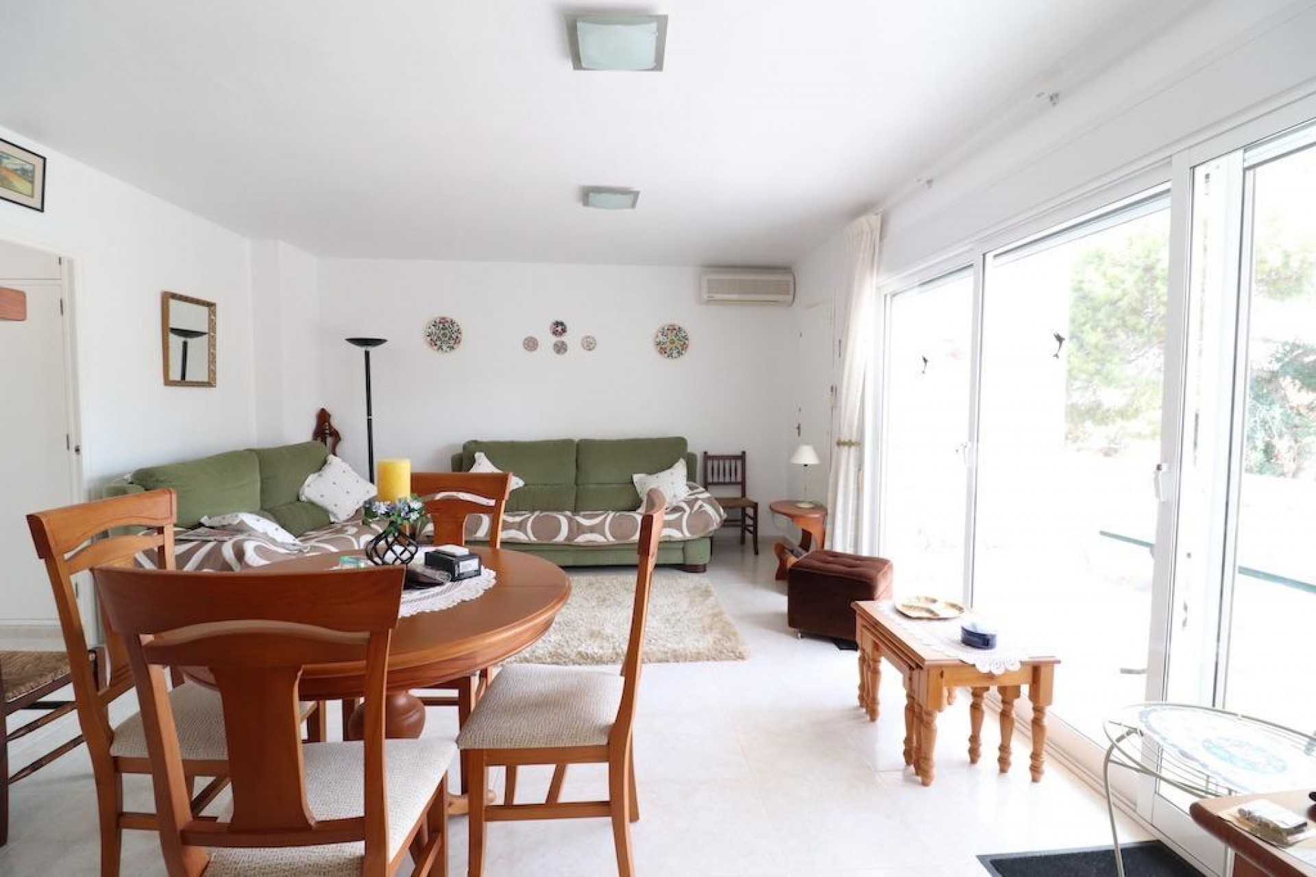 Återförsäljning - Bungalow -
Torrevieja - Costa Blanca