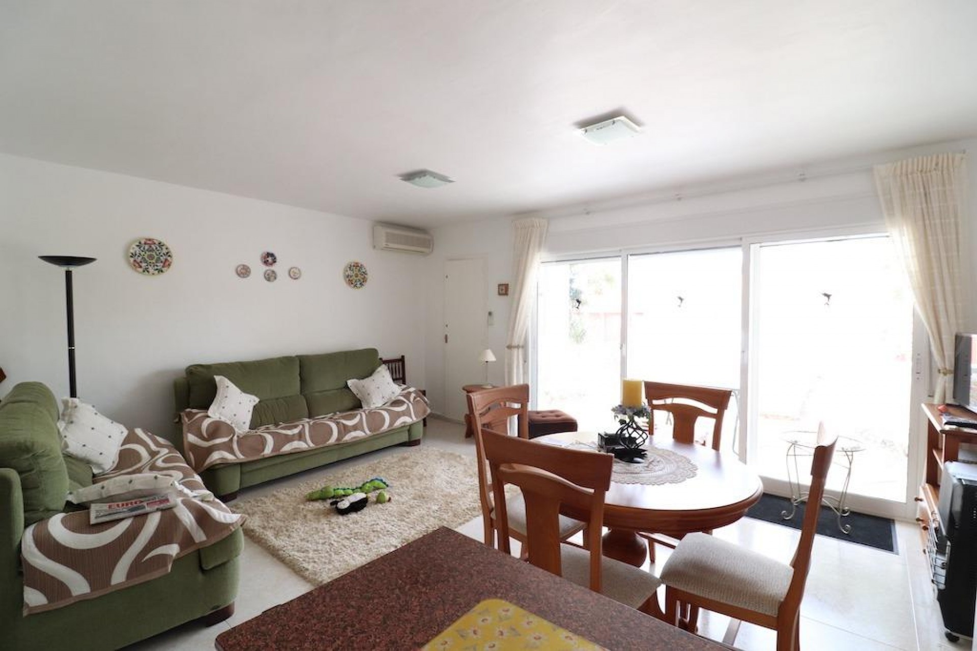 Återförsäljning - Bungalow -
Torrevieja - Costa Blanca