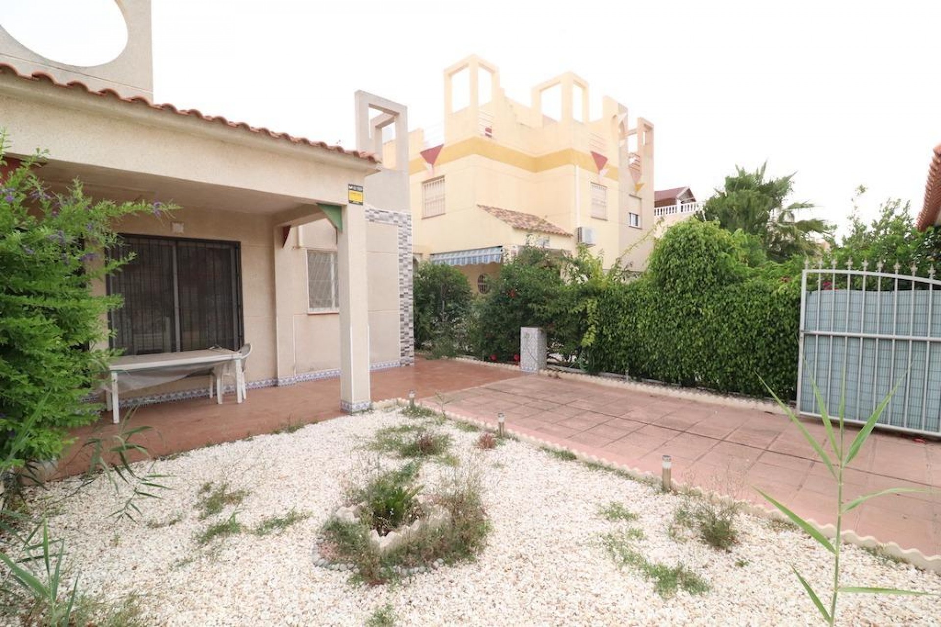 Återförsäljning - Bungalow -
Torrevieja - Costa Blanca