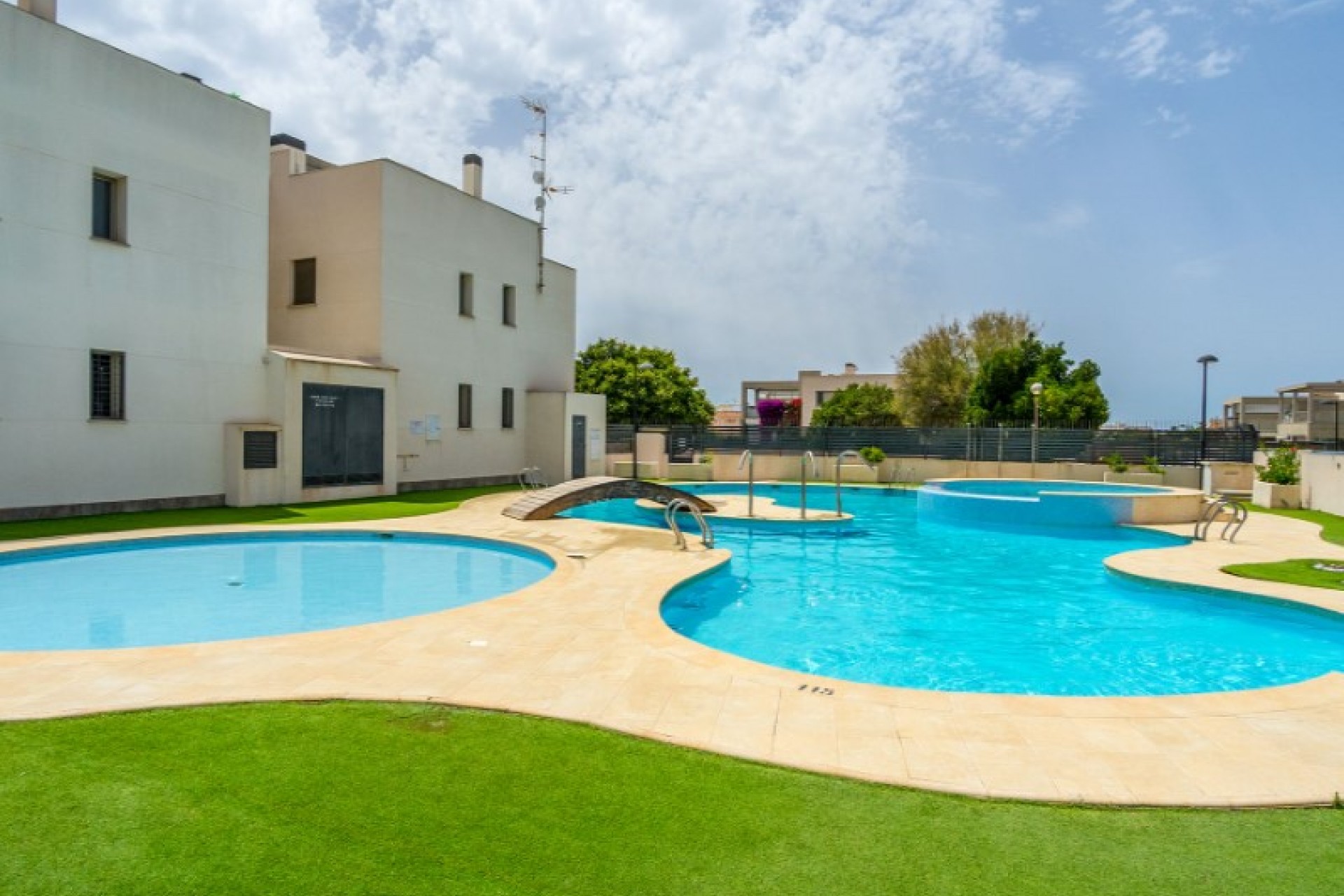 Återförsäljning - Bungalow -
Torrevieja - Costa Blanca